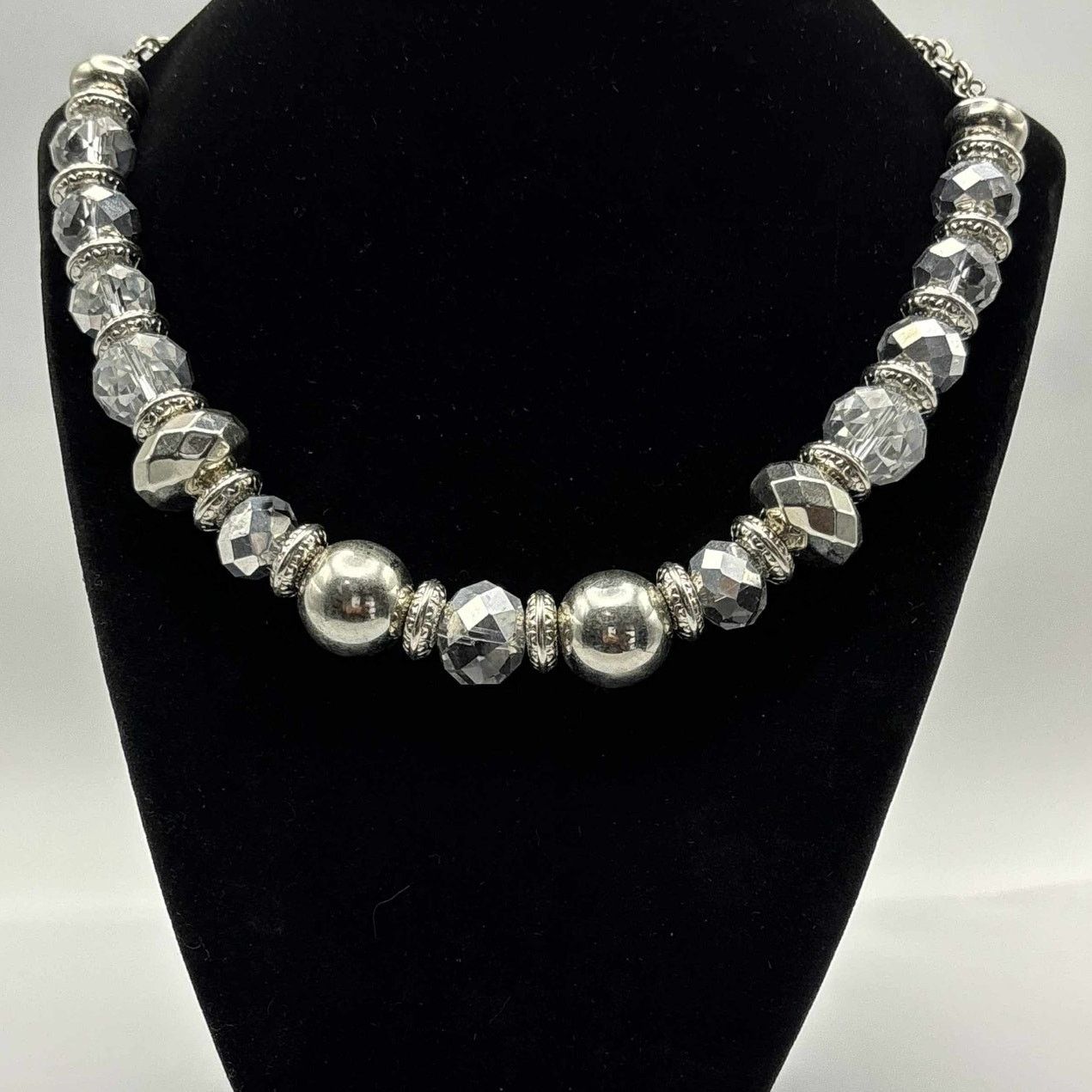 Other Y2K Silver Beaded Necklace Size ONE SIZE - 1 Thumbnail
