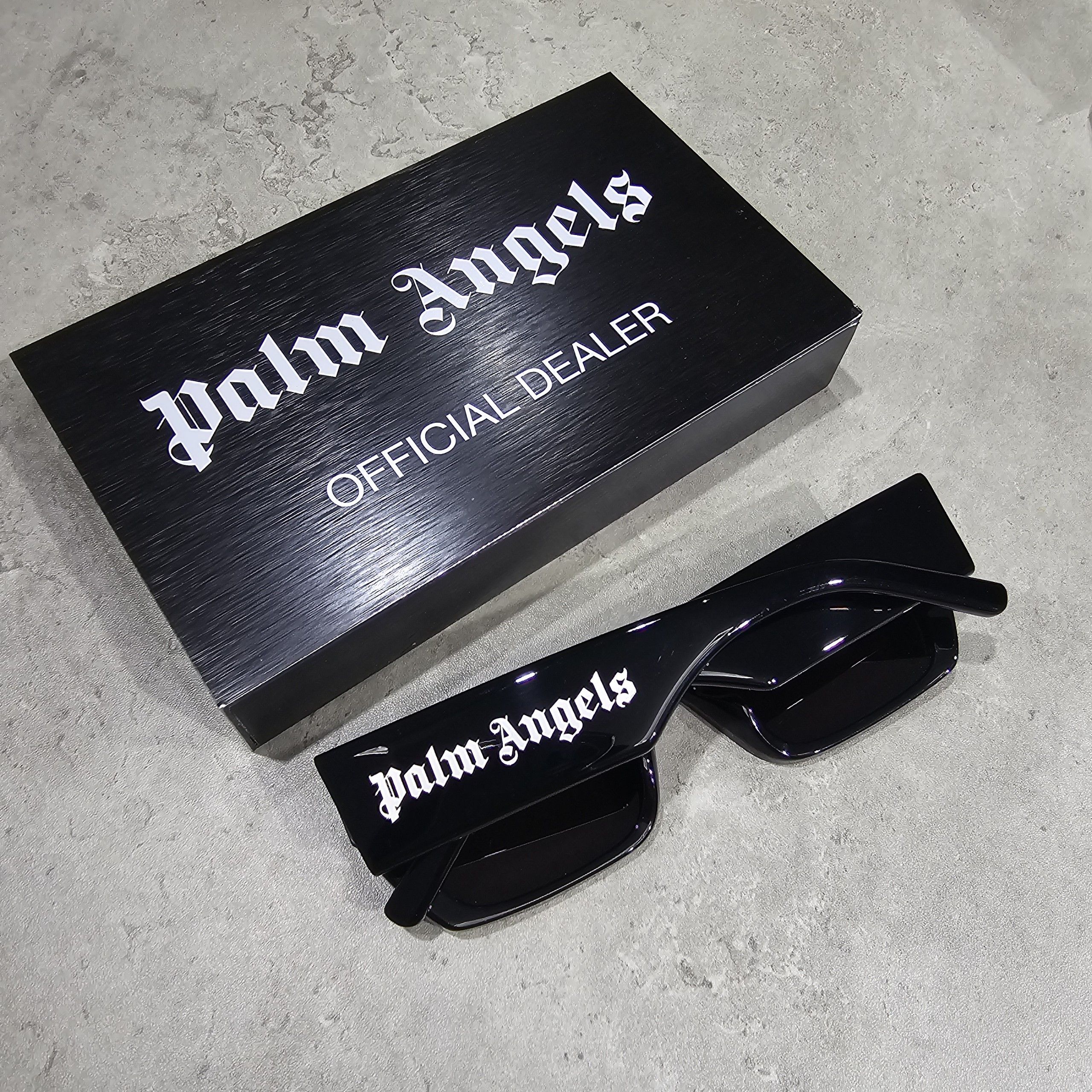 Palm Angels PALM ANGELS PERI002C99PLA001 1007 Sunglasses BLACK Size ONE SIZE - 1 Thumbnail