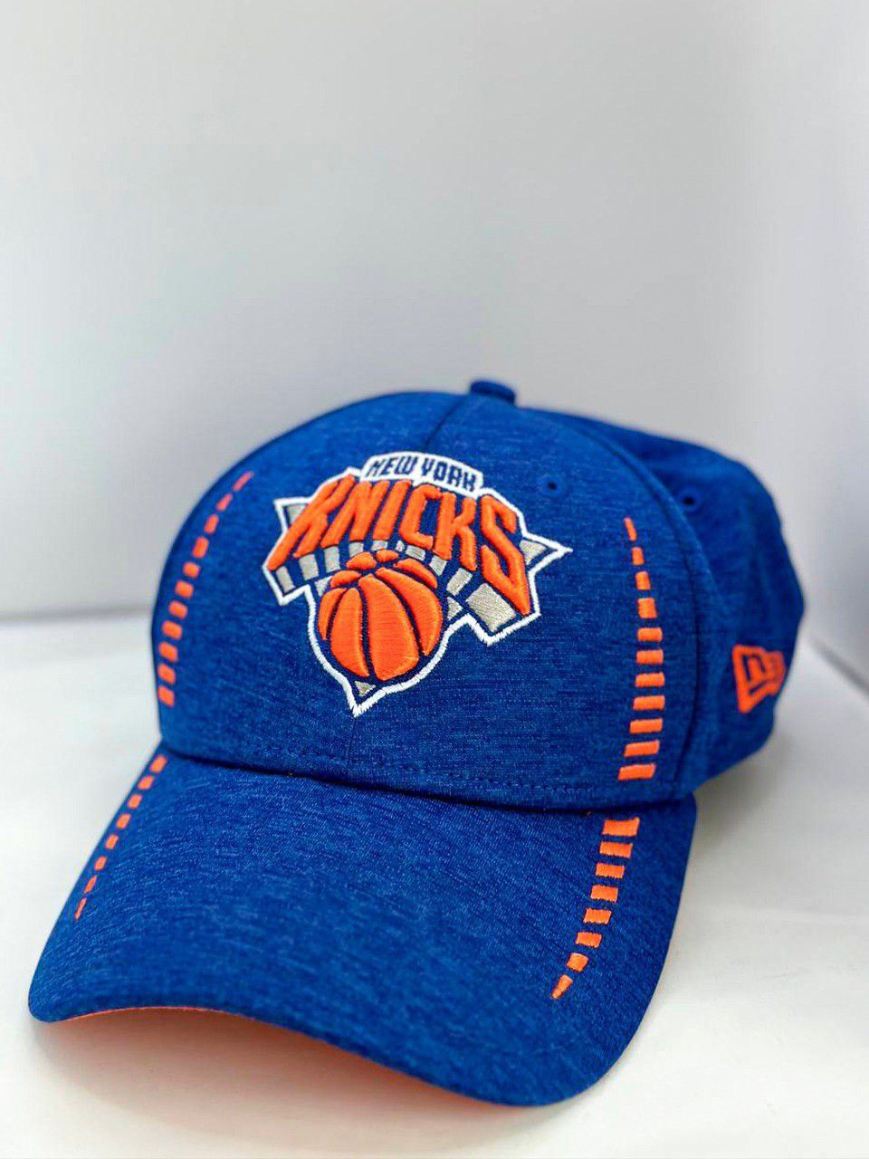 New Era New York Knicks Baseball Cap Official NBA Team Hat New Era Size ONE SIZE - 1 Thumbnail