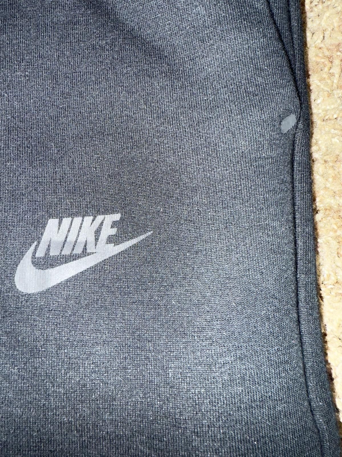 Nike Nike Men’s Sportswear Black Tech Fleece Sweatpants Sample Size US 44 / EU 60 - 4 Thumbnail