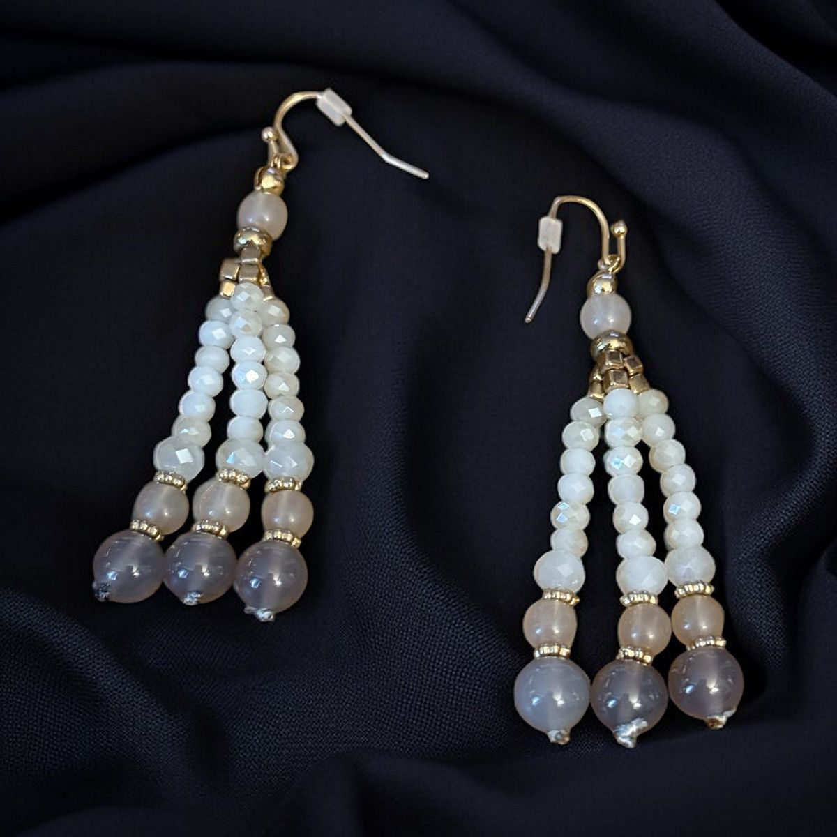 Other Genuine polished stone and glass bead dangle earrings Size ONE SIZE - 1 Thumbnail