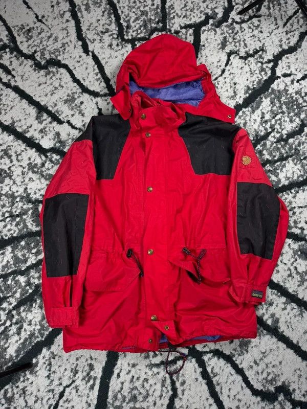 Jack Wolfskin Vintage Jack Wolfskin Goretex Ski Jacket Red XL Size US XL / EU 56 / 4 - 1 Thumbnail