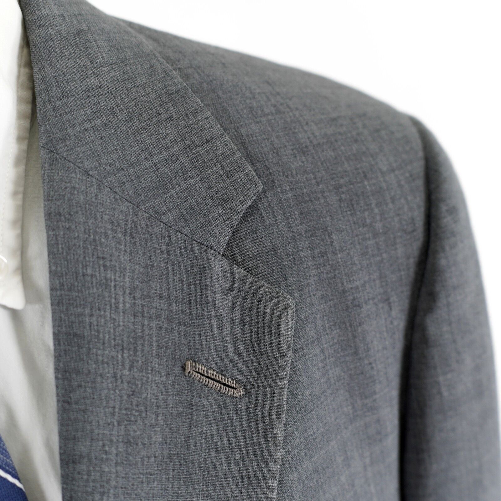 Tom James Tom James Gray W/ Hint Of Blue Wool 2 Button Blazer 38S Size 38S - 2 Thumbnail