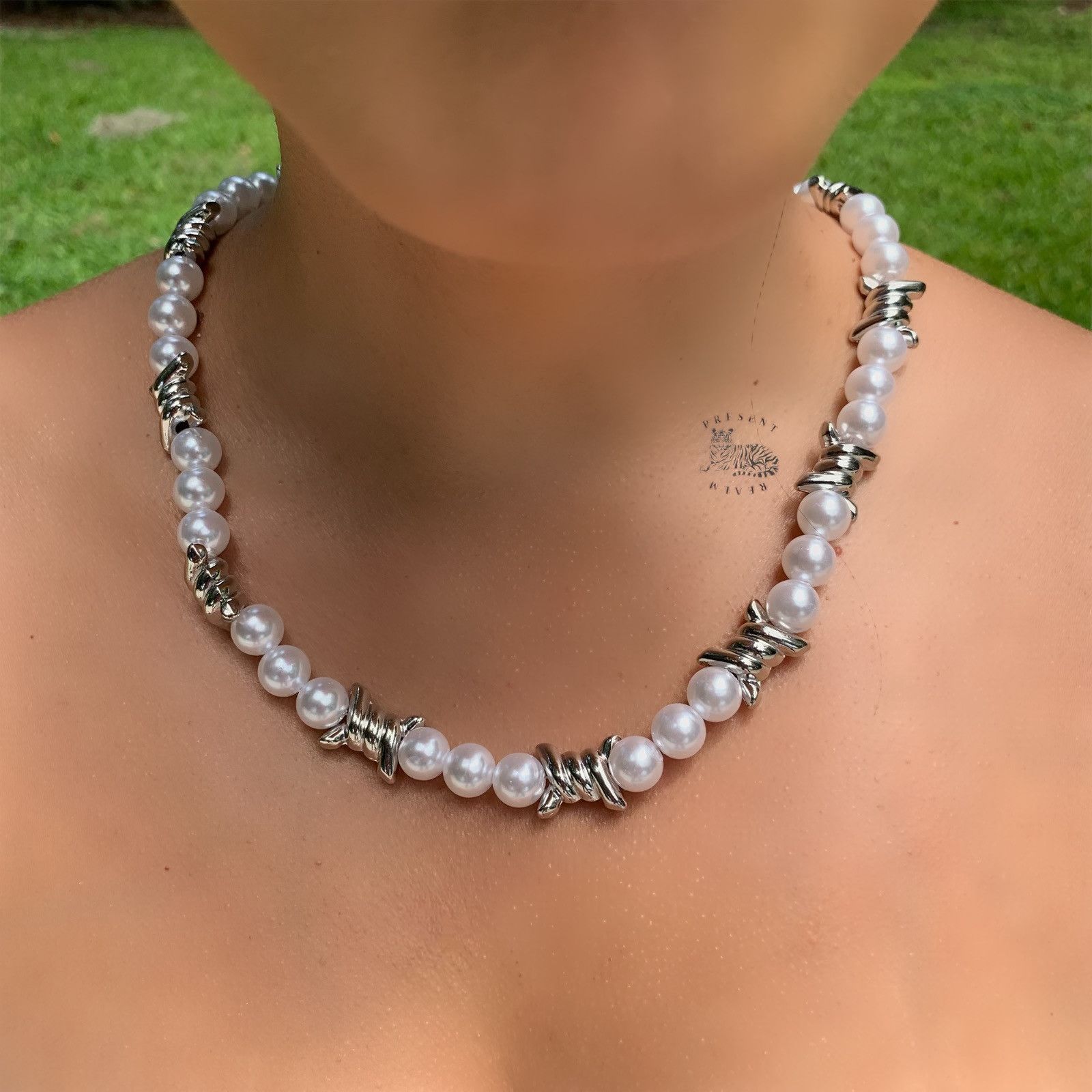 Jewelry × Vintage Faux Barbed Wire Pearl Necklace Size ONE SIZE - 4 Thumbnail