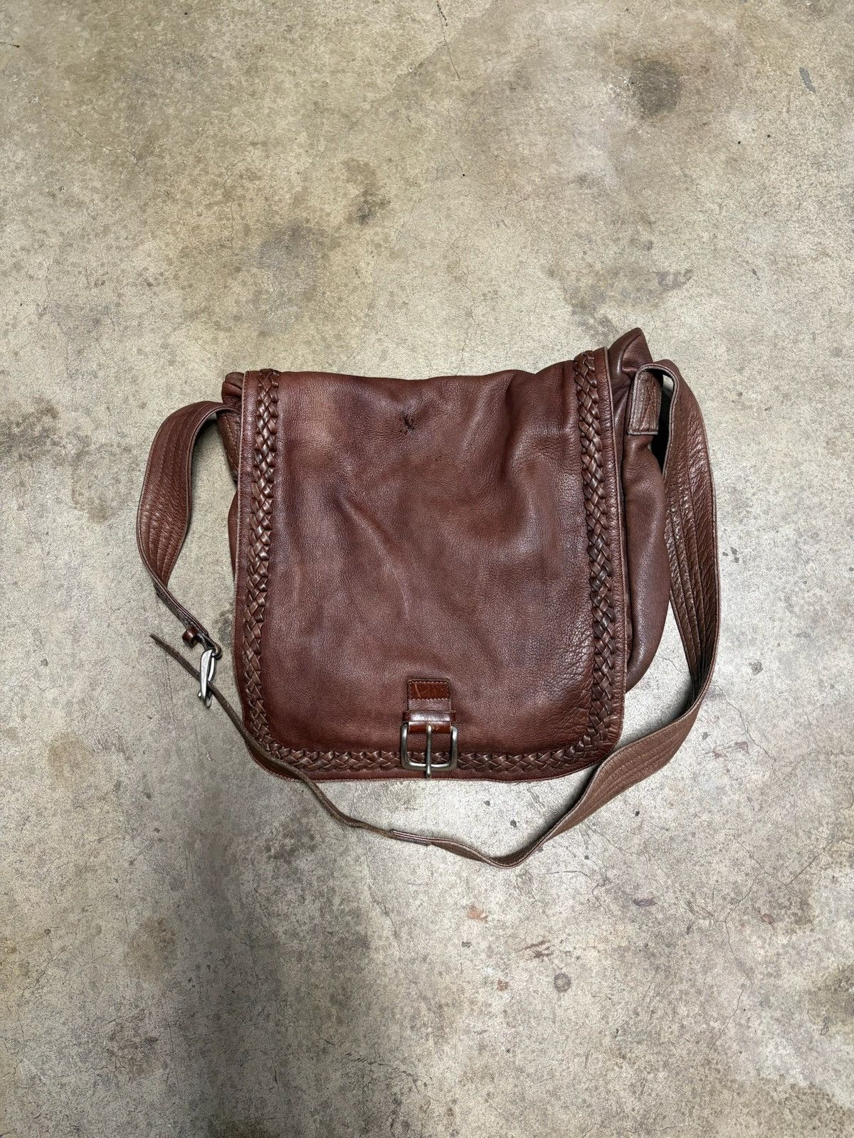 Isamu Katayama Backlash Backlash by Isamu Katayama Leather Shoulder Bag Size ONE SIZE - 1 Thumbnail