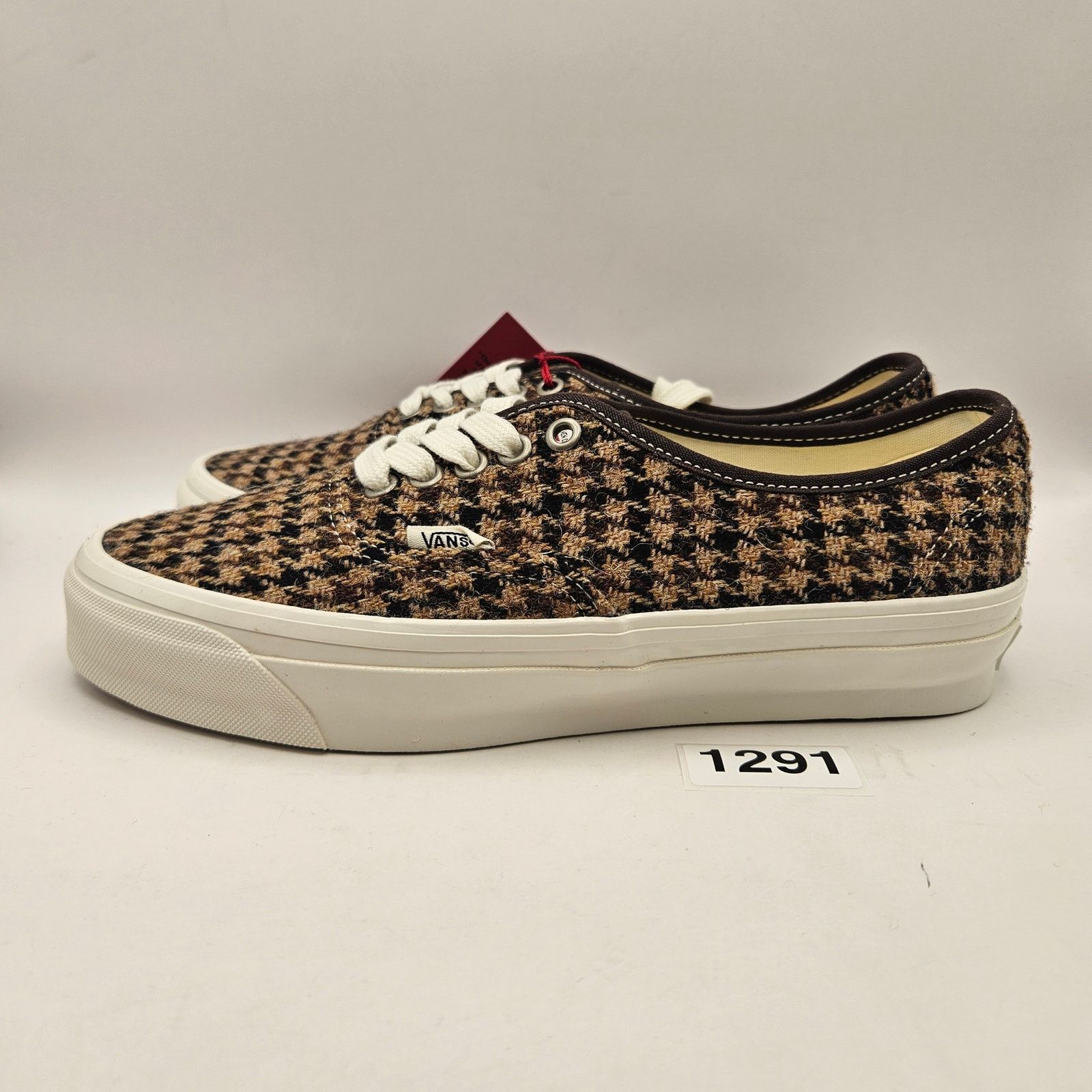 Vans VANS X HARRIS TWEED WOMEN'S 9 AUTHENTIC LOW TOP SNEAKER Size US 9 / IT 39 - 2 Thumbnail