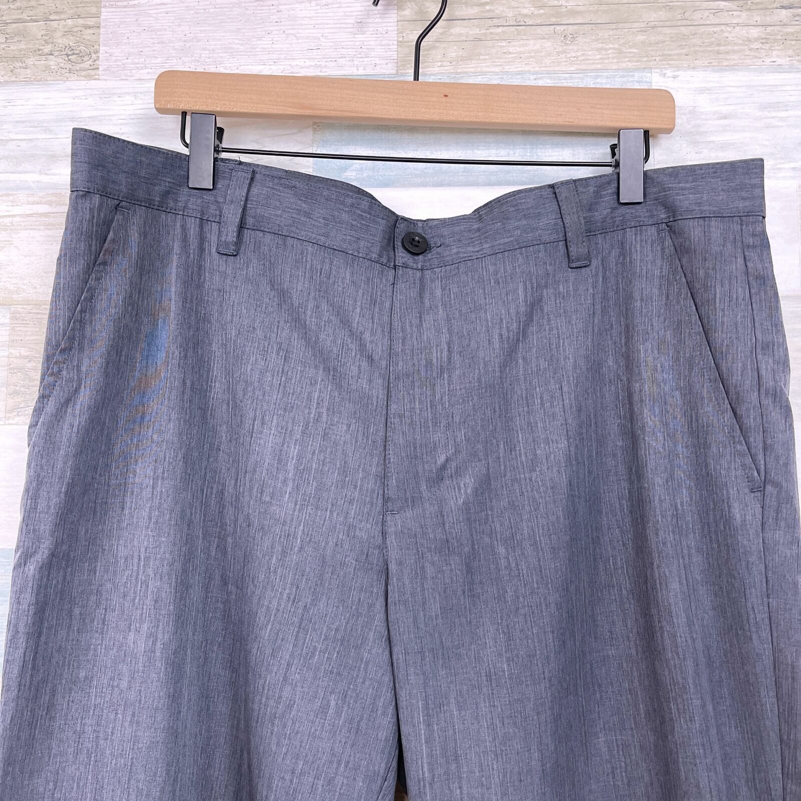 Izod IZOD Golf Flat Front Woven Pants Gray 4 Pocket Mens 36 Size US 36 / EU 52 - 2 Thumbnail