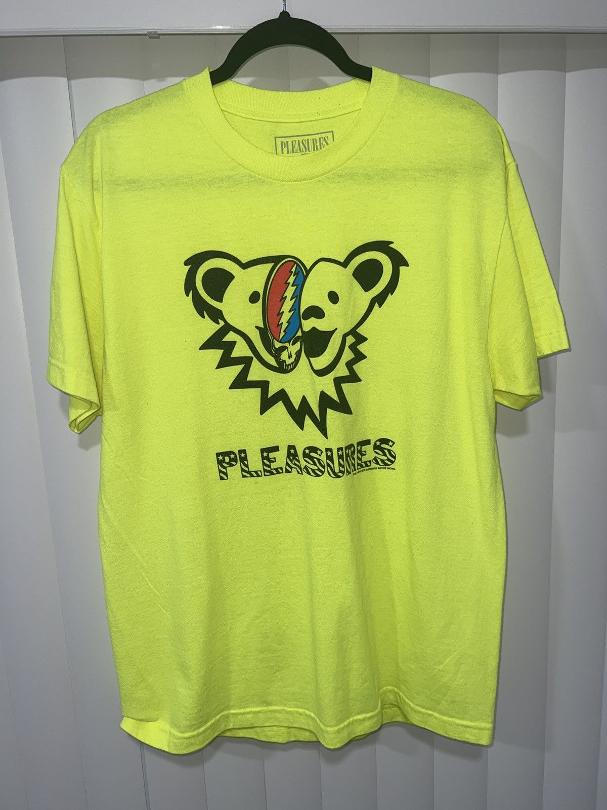 Pleasures Pleasures X Greatful Dead Size US L / EU 52-54 / 3 - 1 Thumbnail