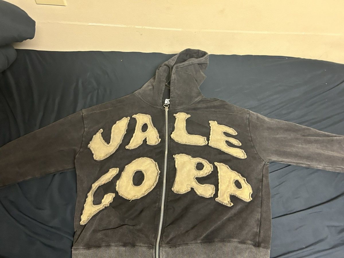 Vale Vale Lives Hoodie | Grailed