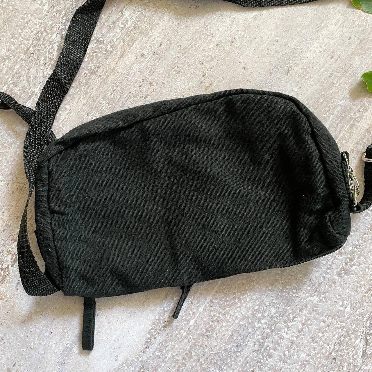 If Six Was Nine VINTAGE Y2K EMO GOTHIC HYPE CROSSBODY MINI BAG Size ONE SIZE - 3 Thumbnail