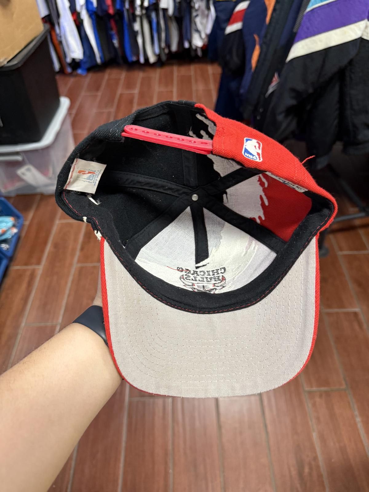 Logo Athletic 90's Vintage Chicago Bulls Splash Snapback Hat Size ONE SIZE - 9 Thumbnail