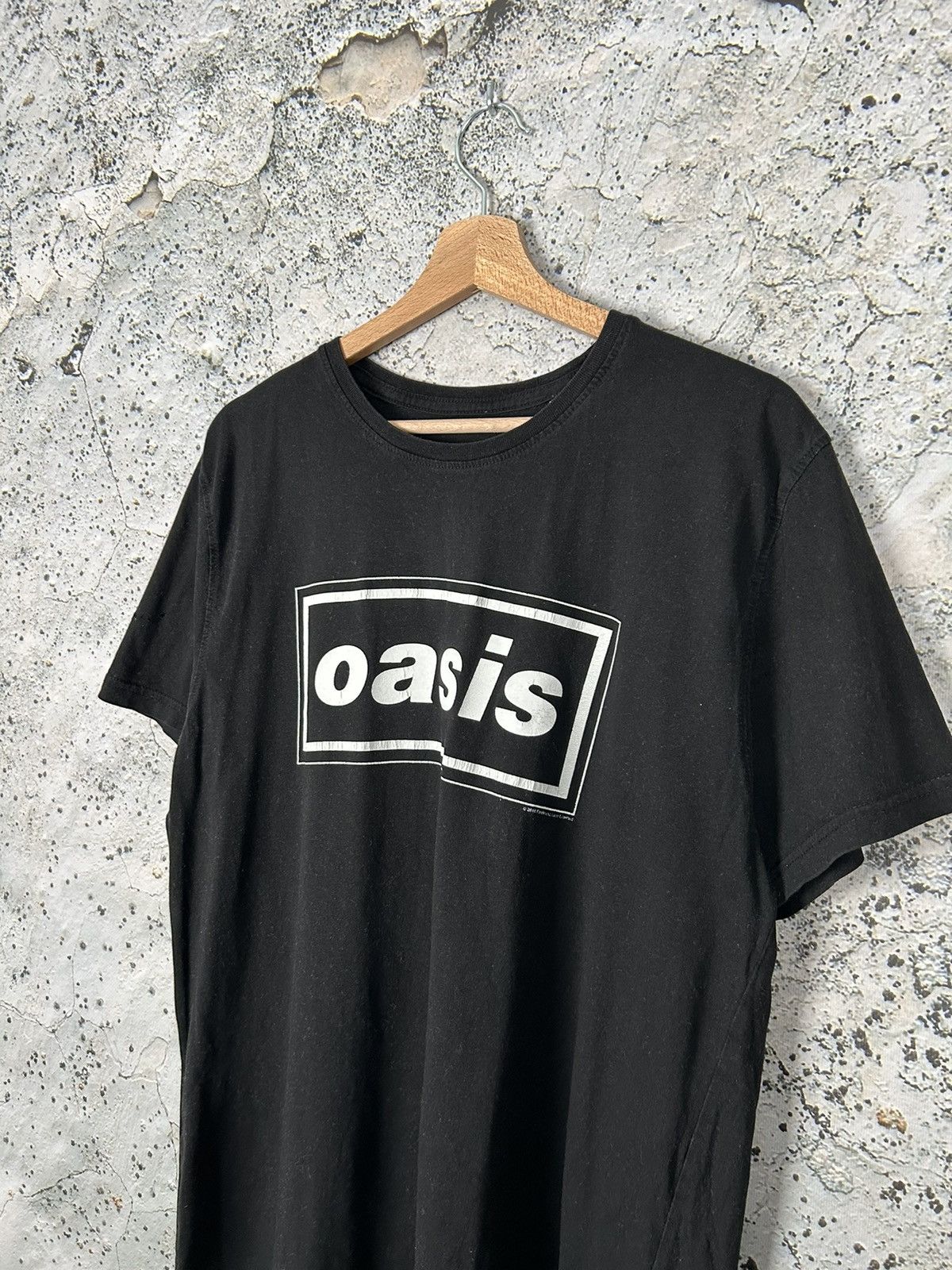 Band Tees Vintage Oasis Rock Band Tee 2016 Logo Streetwear Hype Size US L / EU 52-54 / 3 - 2 Thumbnail