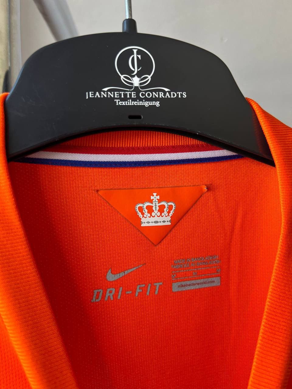 Nike 2014/16 NETHERLANDS HOME SOCCER JERSEY FOOTBALL SHIRT SZ M Size US M / EU 48-50 / 2 - 5 Thumbnail