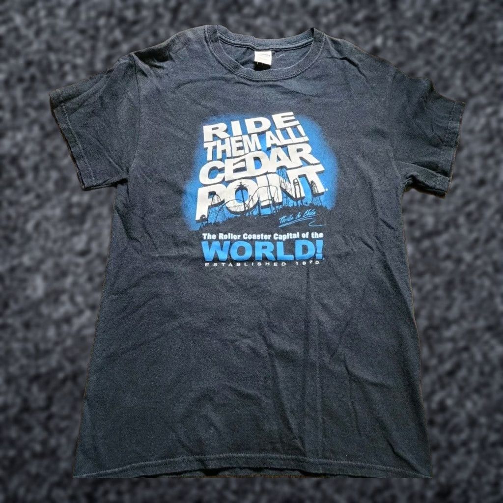 Gildan VINTAGE Gildan Cedar Point T Shirt Double Sided Short Sleeve Adult Small Black Vintage Theme Cedar Point Gatekeeper Roller Mens S Size US S / EU 44-46 / 1 - 1 Thumbnail