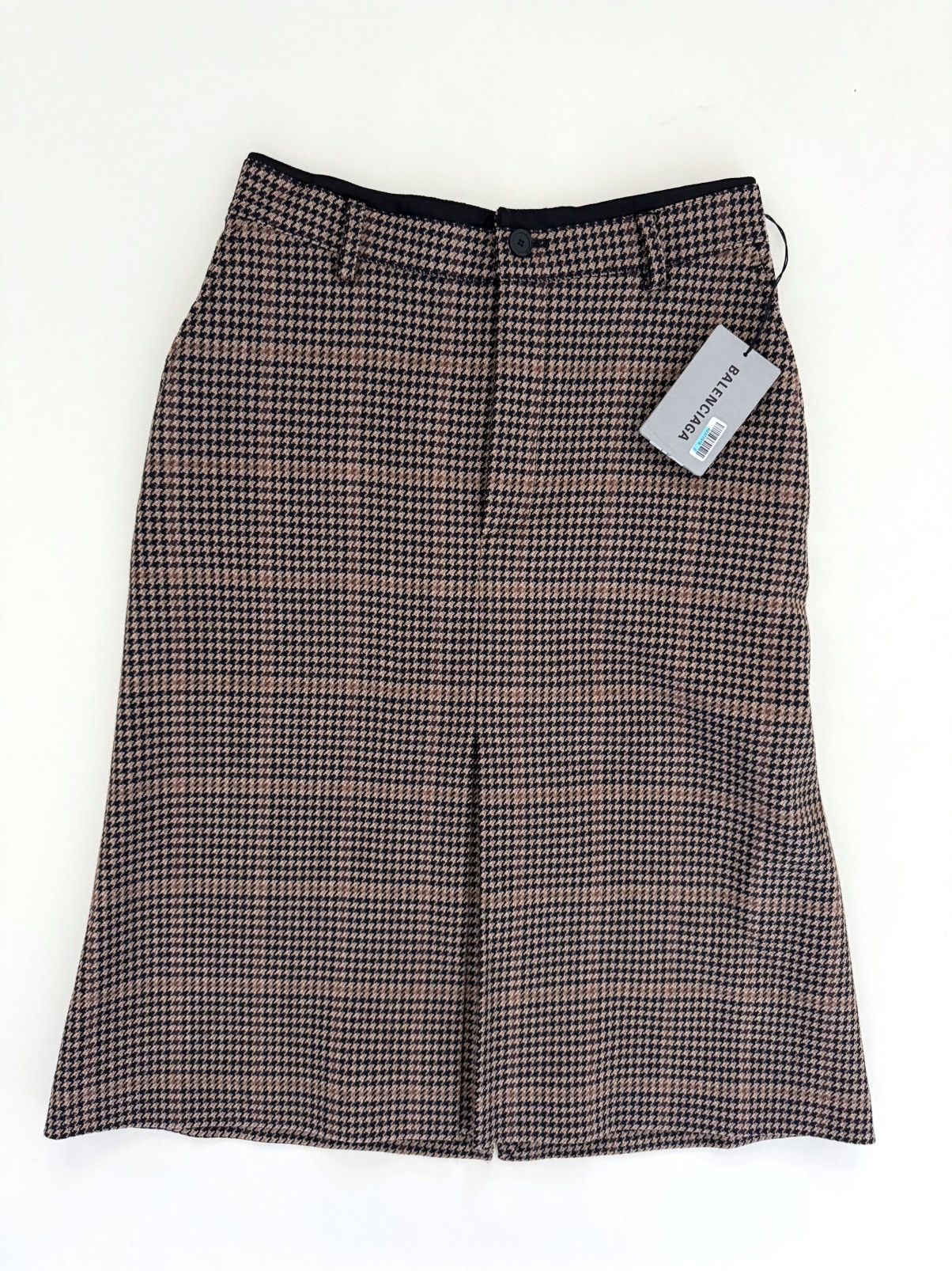 Balenciaga NWT Balenciaga Trompe L'Oeil Skirt Midi Front Short Back Size 26" / US 2 / IT 38 - 5 Thumbnail