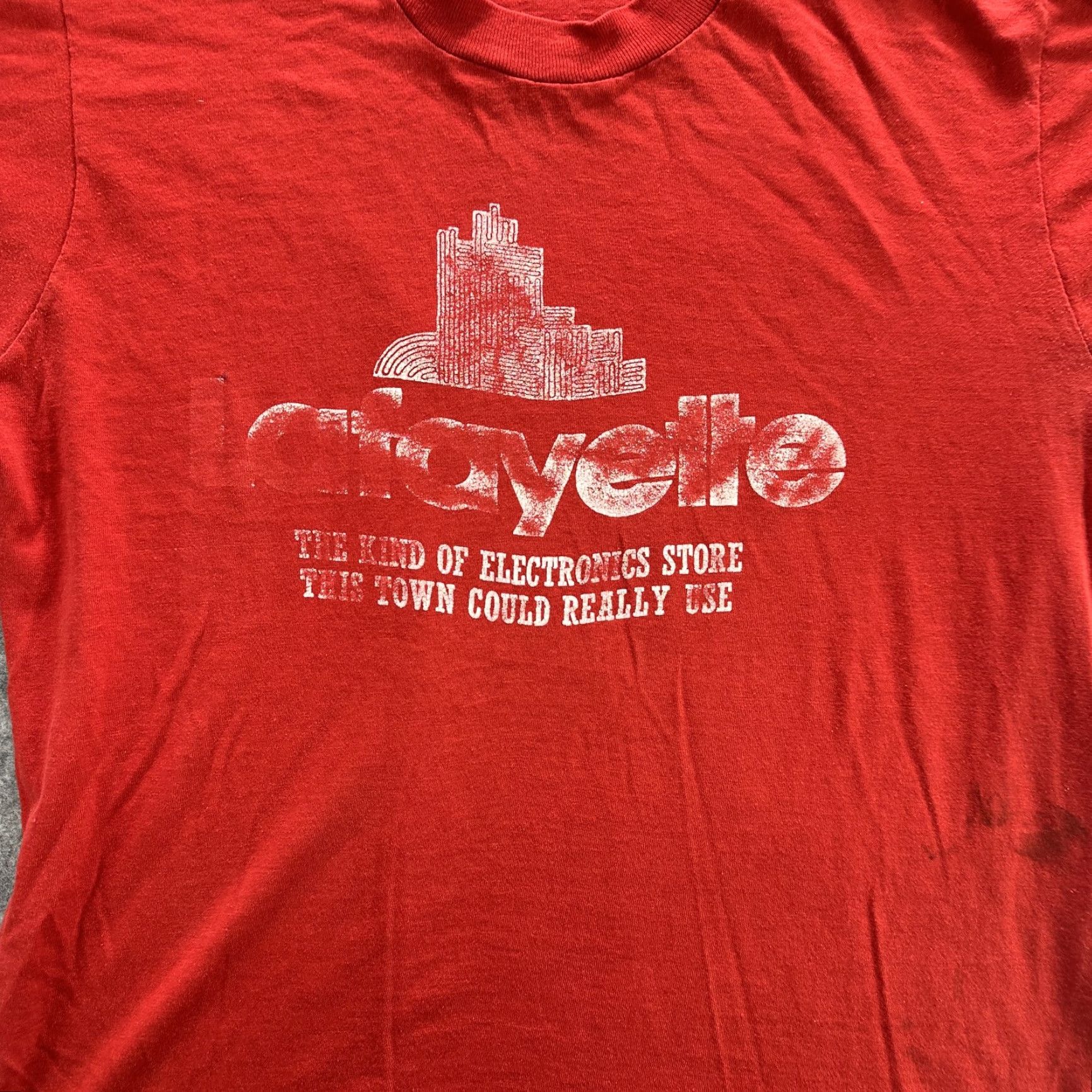Vintage VINTAGE Lafayette Electronics Shirt Mens Large Red Screen Stars 80s USA Graphic Print Crew Neck Short Sleeve Size US L / EU 52-54 / 3 - 4 Thumbnail