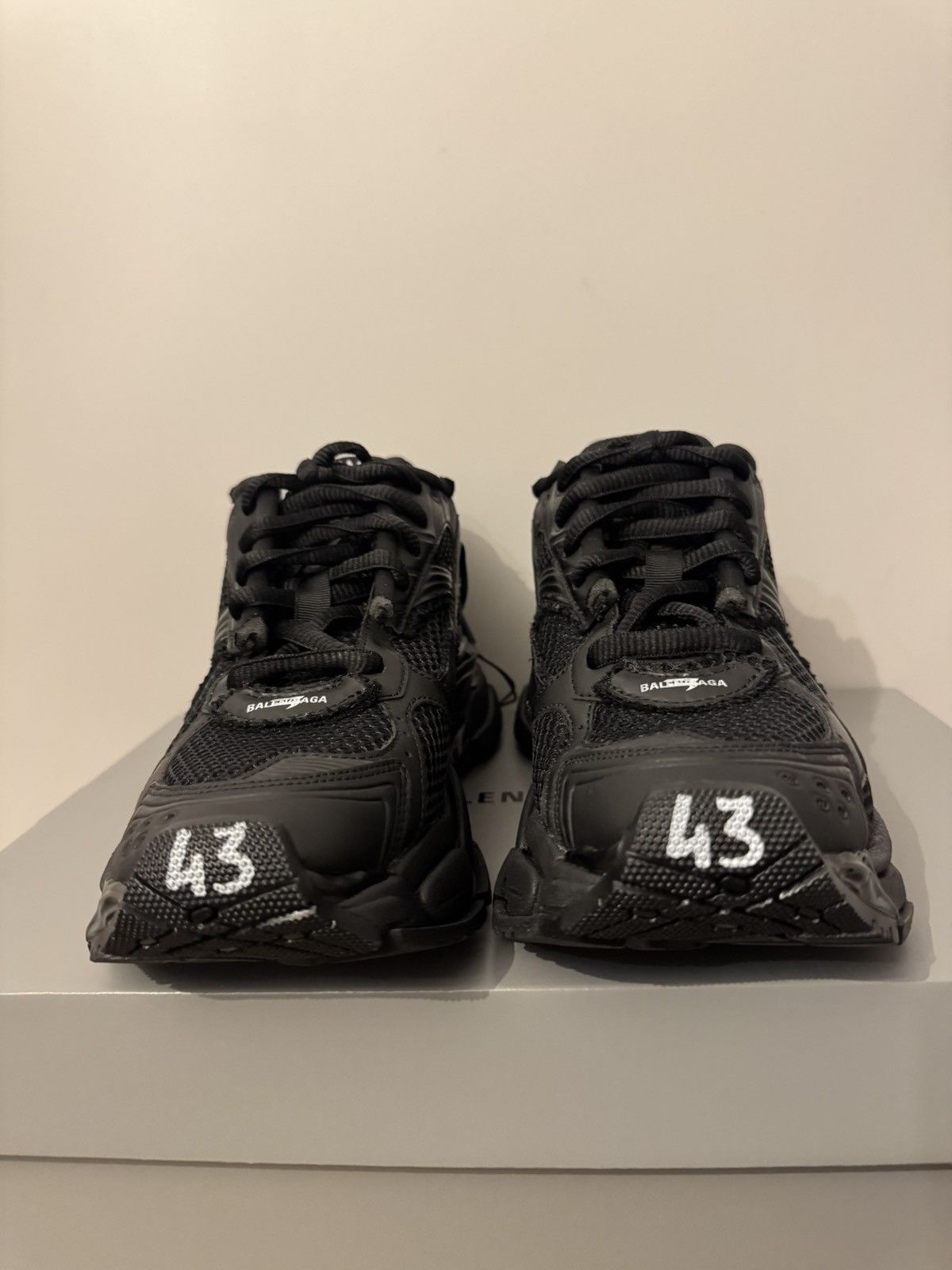Balenciaga Balenciaga Runner Matte Black Sneaker Size US 10 / EU 43 - 5 Thumbnail