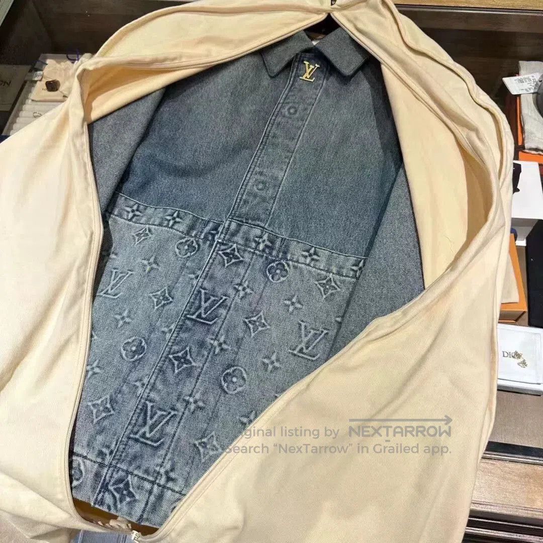 Louis Vuitton louis vuitton gray denim jacket for men. Size US L / EU 52-54 / 3 - 6 Thumbnail