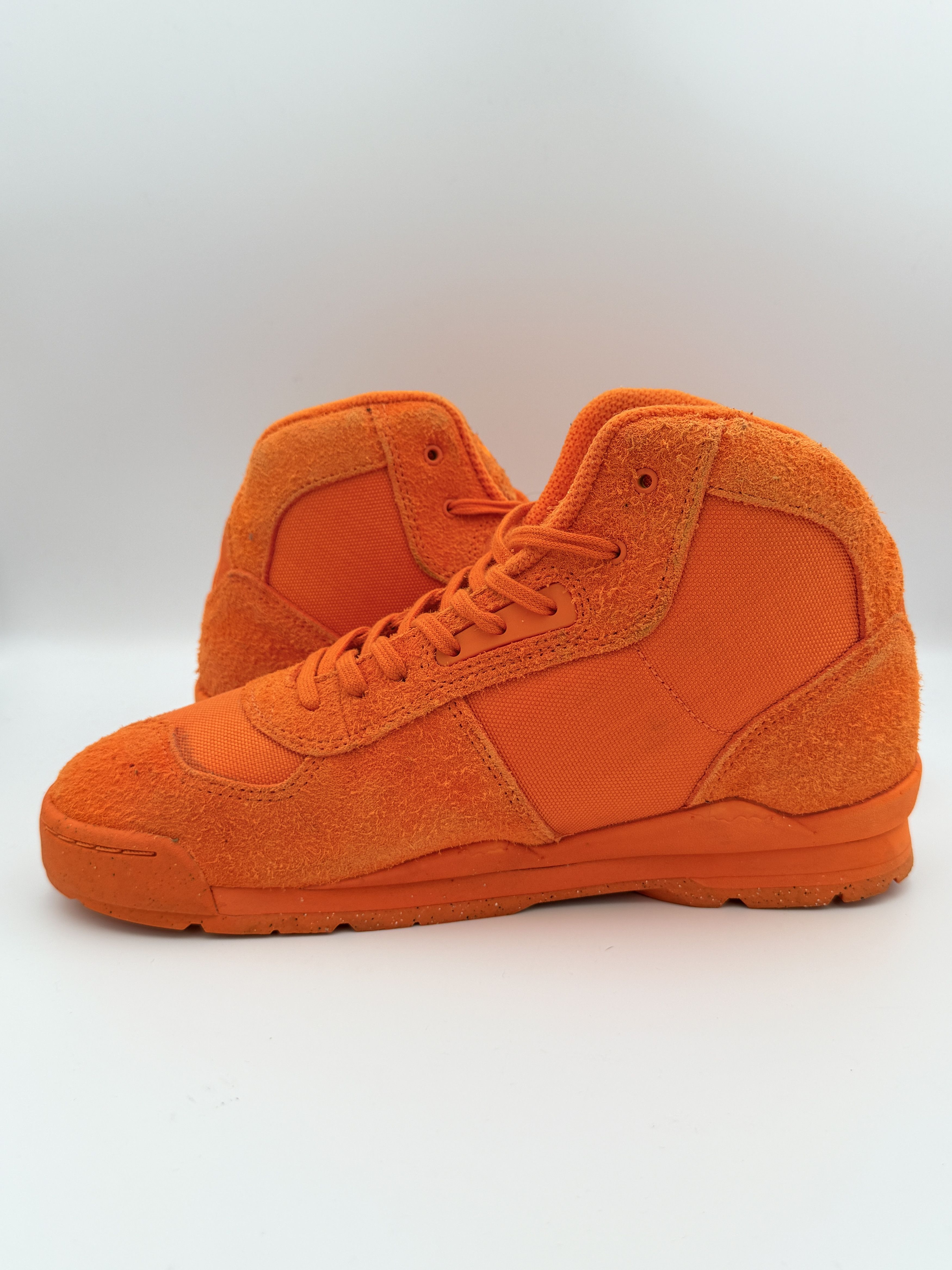 Nike × Stussy Stussy Nike Air Baltoro Safety Orange Size US 10 / EU 43 - 6 Thumbnail