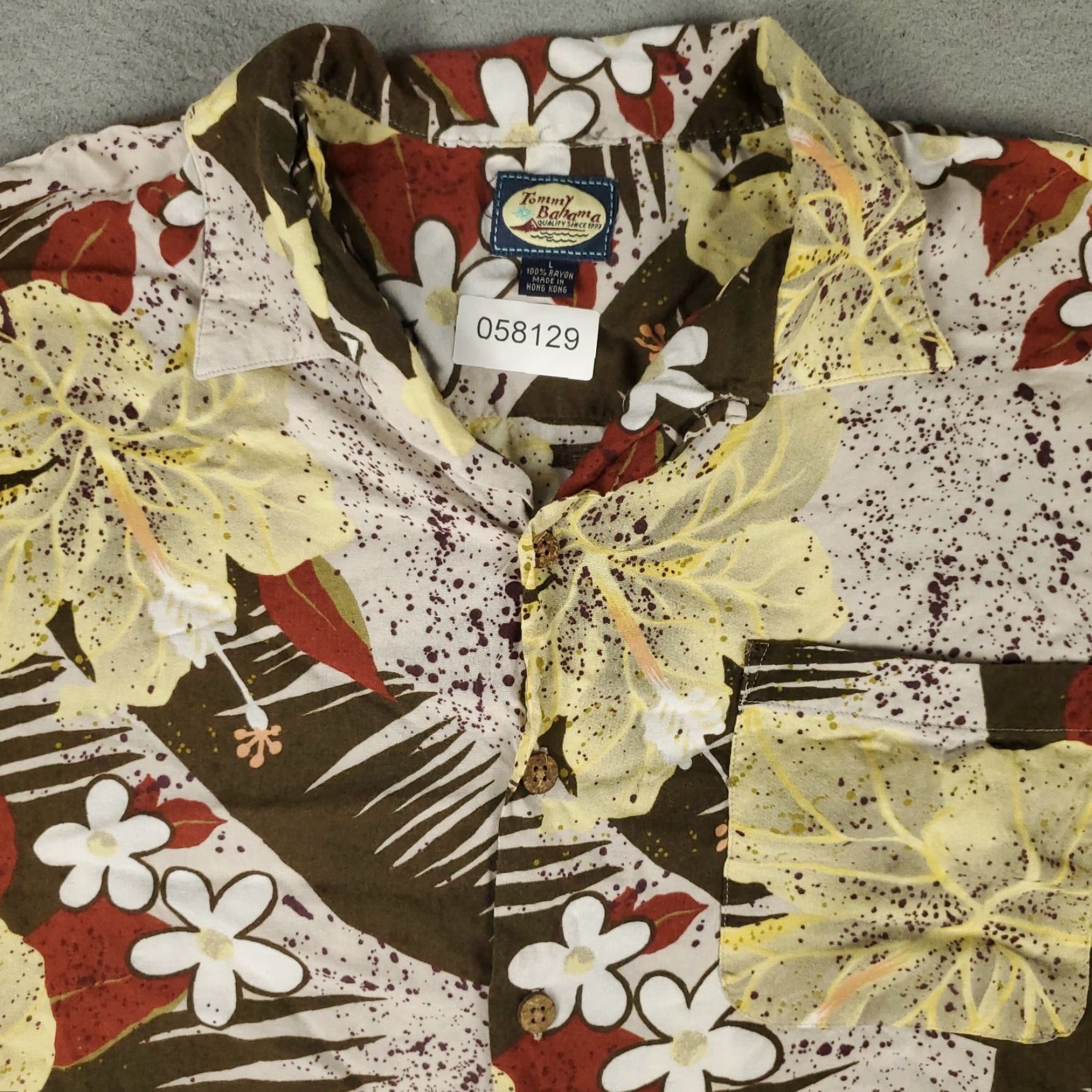 Tommy Bahama Tommy Bahama Shirt Mens Large Brown Rayon Hawaiian Button Up Short Sleeve Shirt Size US L / EU 52-54 / 3 - 2 Thumbnail