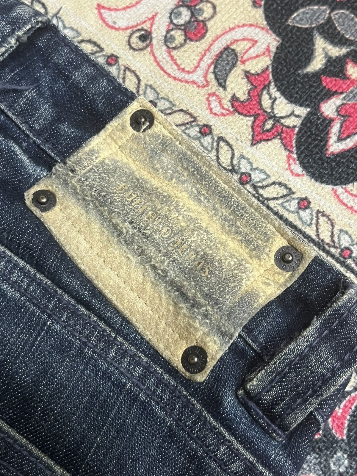 BUFFALO BOBS Vintage Buffalo Bobs Dark Washed Distressed Flare Jeans Size US 29 - 8 Thumbnail