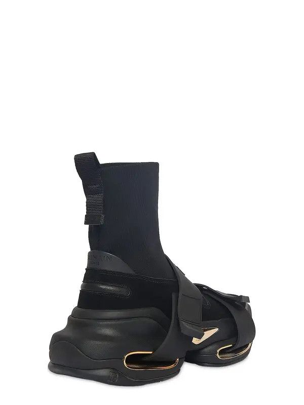 o1w1db10624 Sneakers in Black
