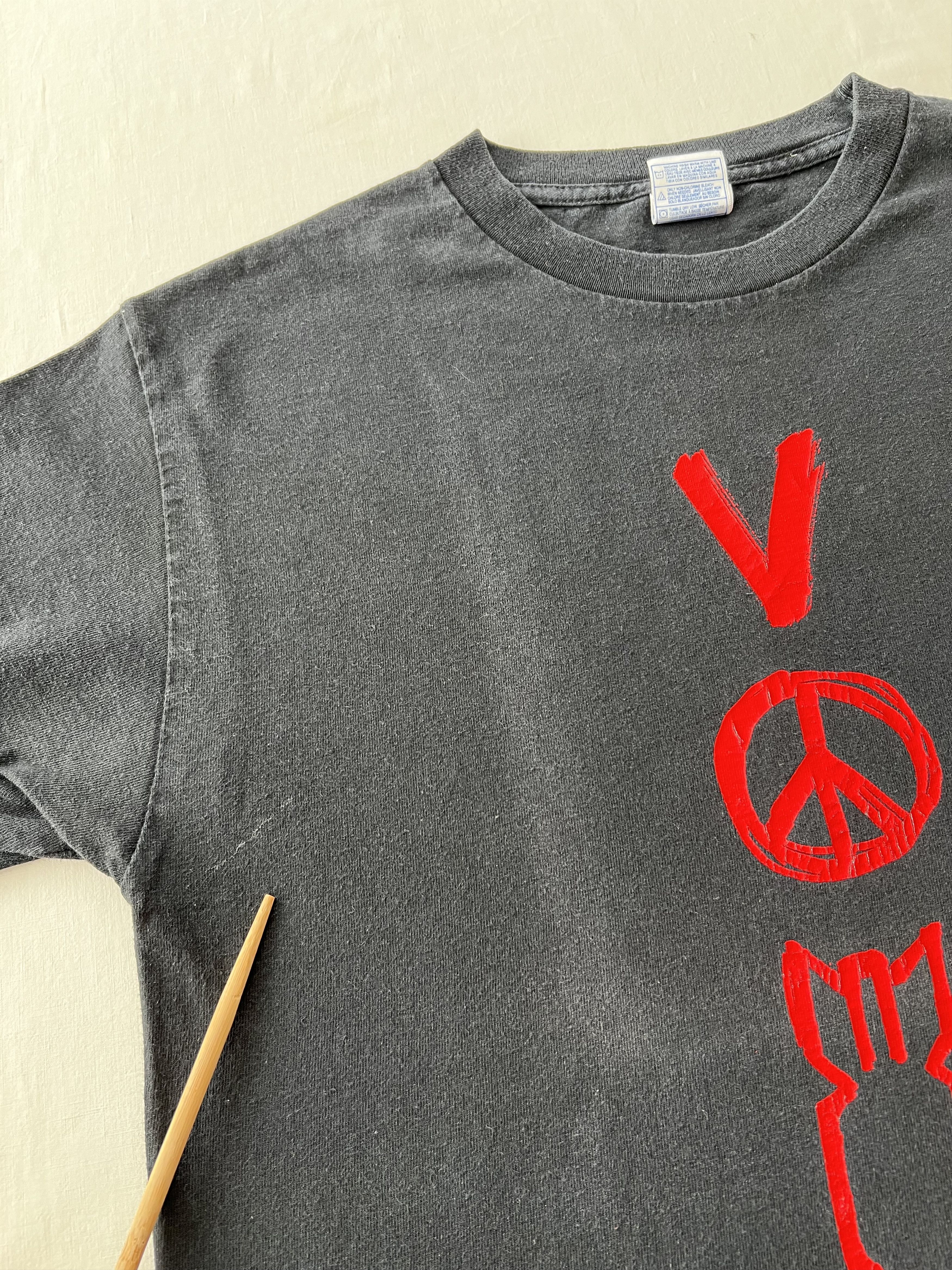 Band Tees Vintage 2005 U2 Vertigo Tour Black T-shirt Size US M / EU 48-50 / 2 - 5 Thumbnail