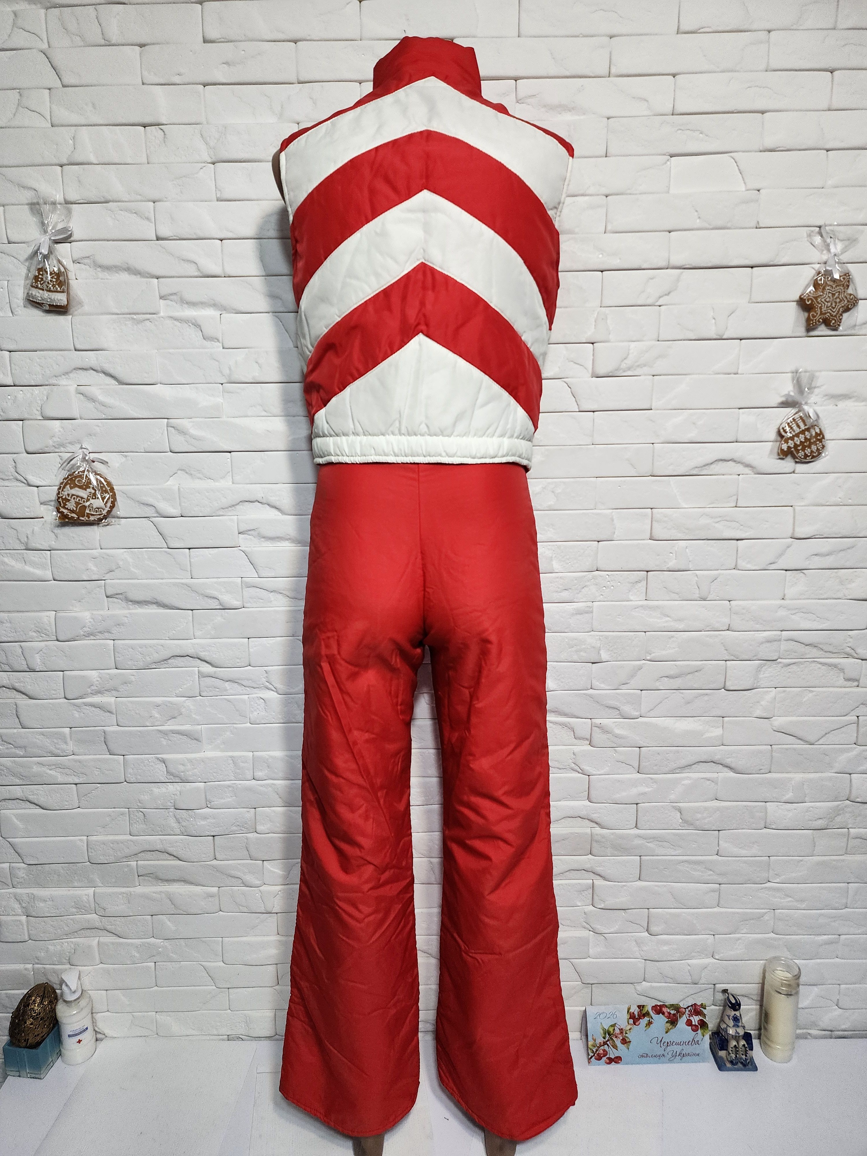 Other Chic Red Women's Ski Suit:Size XS Size 28" / US 6 / IT 42 - 8 Thumbnail