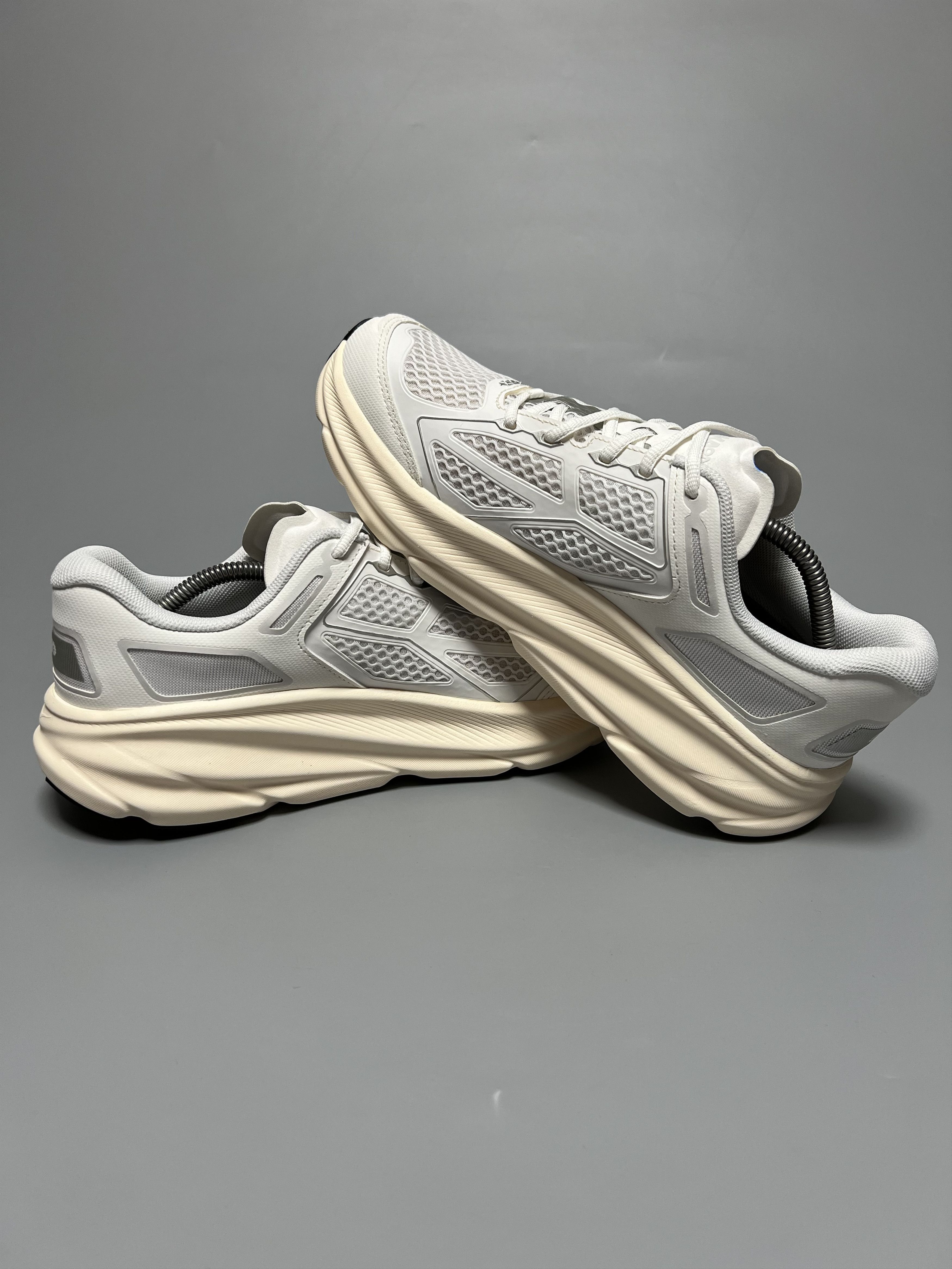 Hoka Hoka One One Clifton One9 Men’s Running Shoes 1155370-FCG Size US 10 / EU 43 - 5 Thumbnail