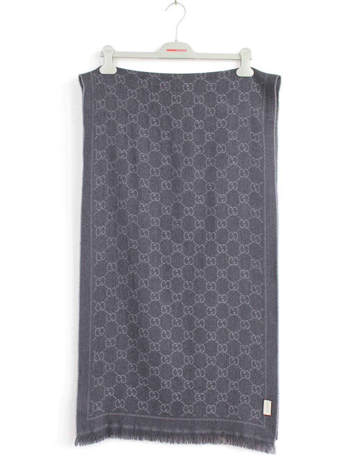 Gucci Gucci GG Jacquard Wool Scarf Grey 48x180 Size ONE SIZE - 2 Thumbnail