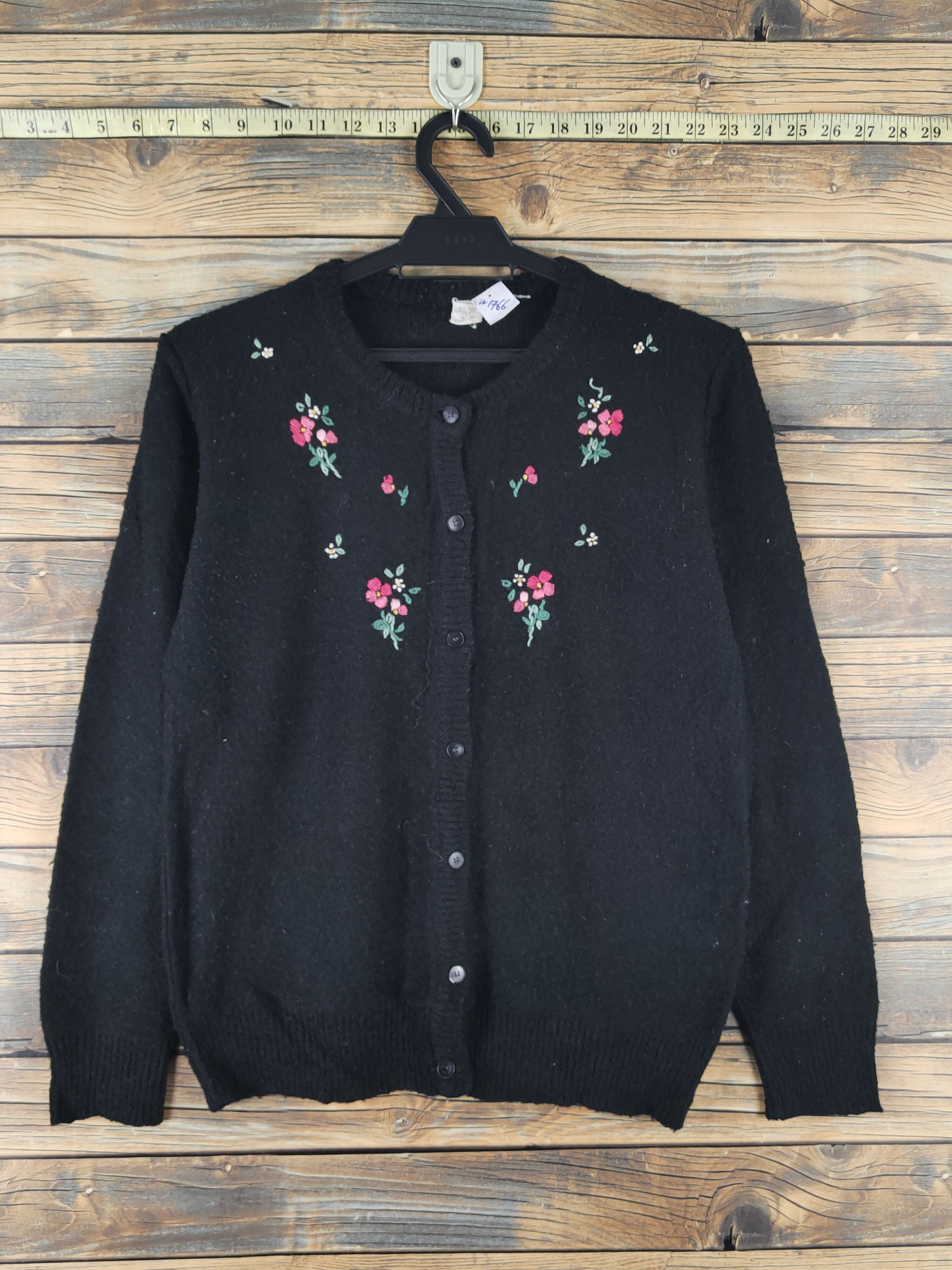 Homespun Knitwear × Japanese Brand Japanese Brand Black Knitwear Cardigan #W1766 Size M / US 6-8 / IT 42-44 - 1 Thumbnail