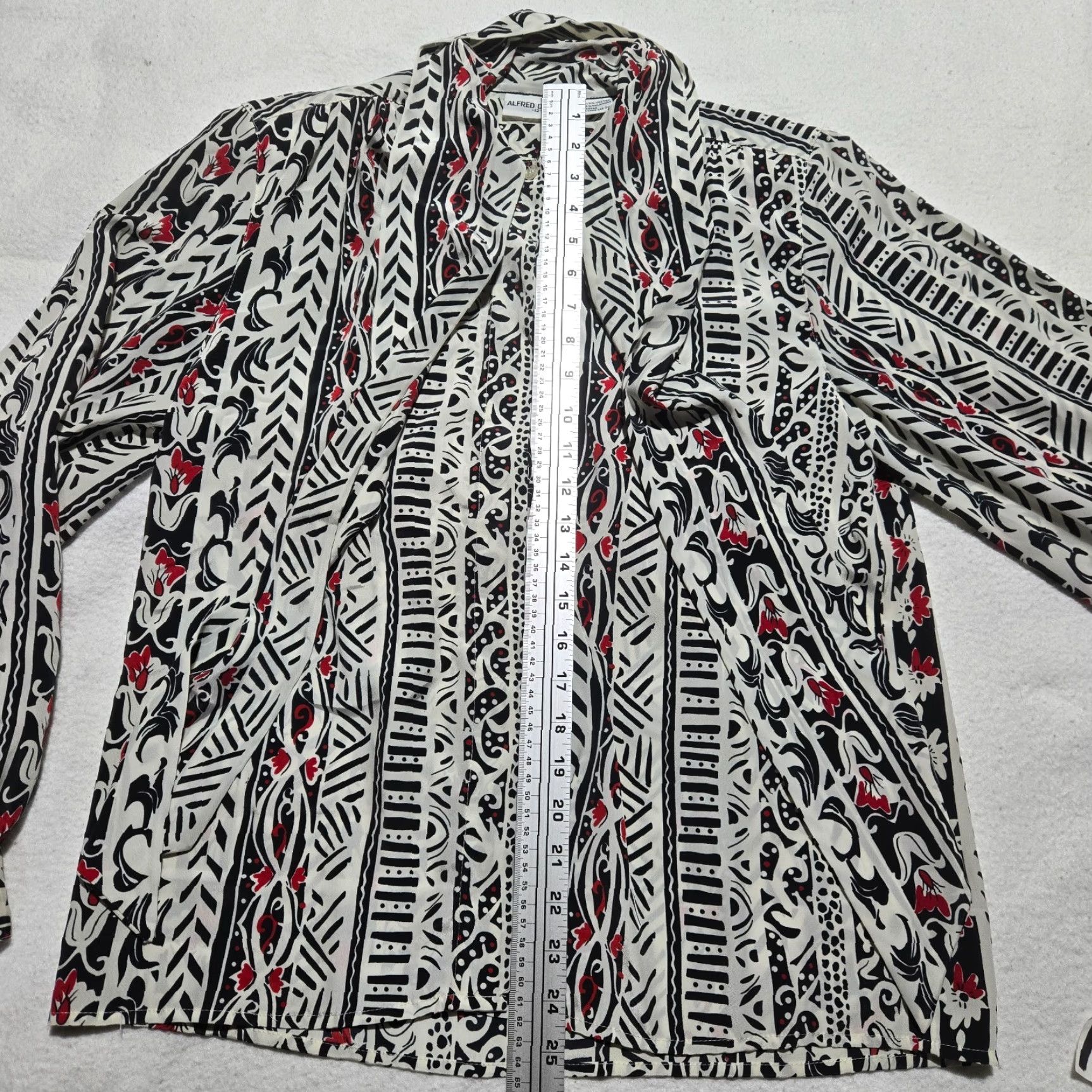 Vintage Alfred Dunner Shirt Button-Up Floral Print Long Sleeve Women’s Size 12 White 100% Cotton Polyester Casual Button-Up Pattern Flower Size XL / US 12-14 / IT 48-50 - 7 Thumbnail