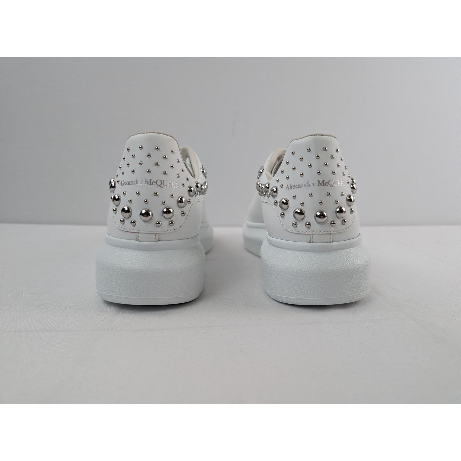 Alexander McQueen o1rshd1 Larry Sneakers in White/Silver Size US 11 / EU 44 - 10 Thumbnail