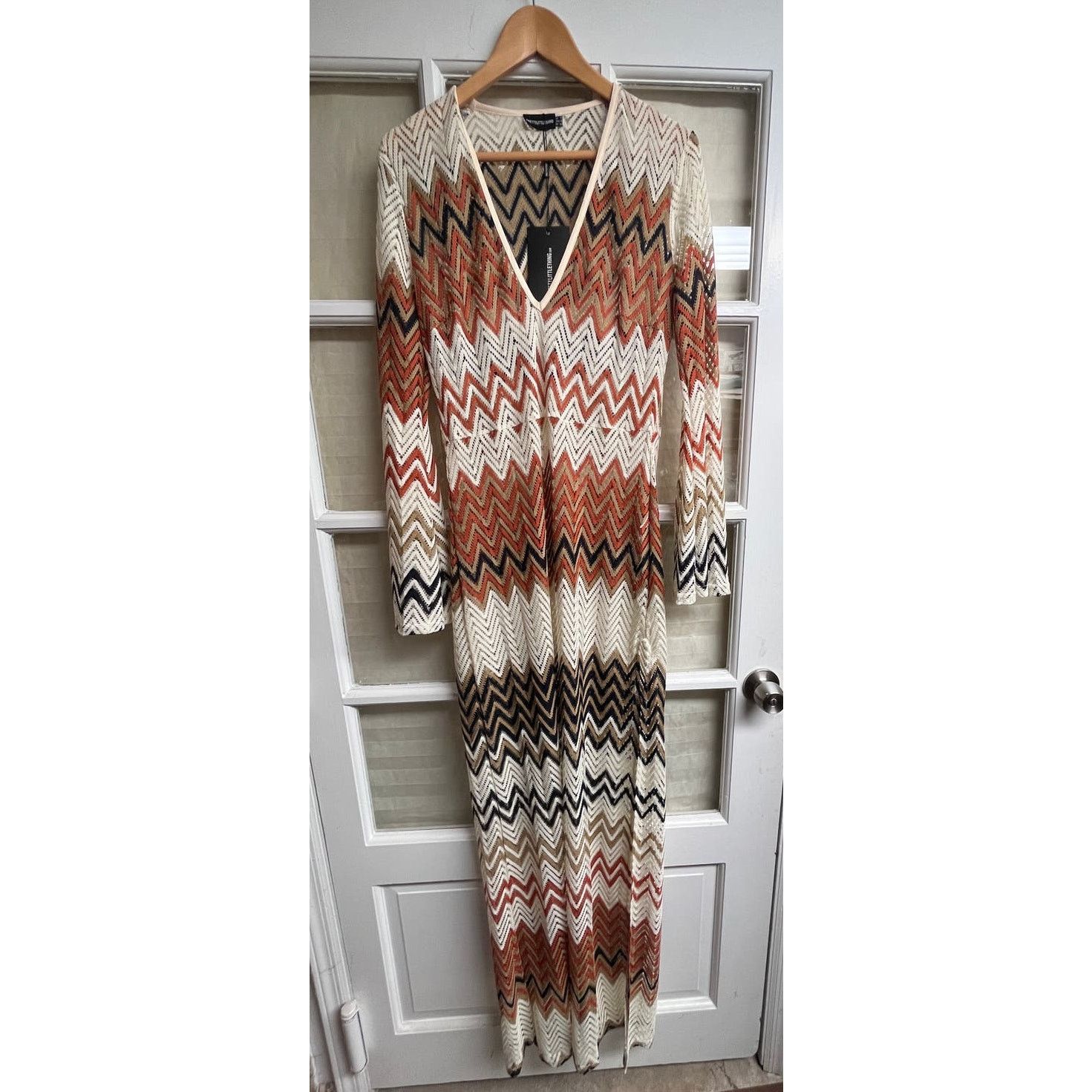 Other NWT PRETTY LITTLE THING Lace Maxi Dress- Size 10 Size L / US 10 / IT 46 - 1 Thumbnail