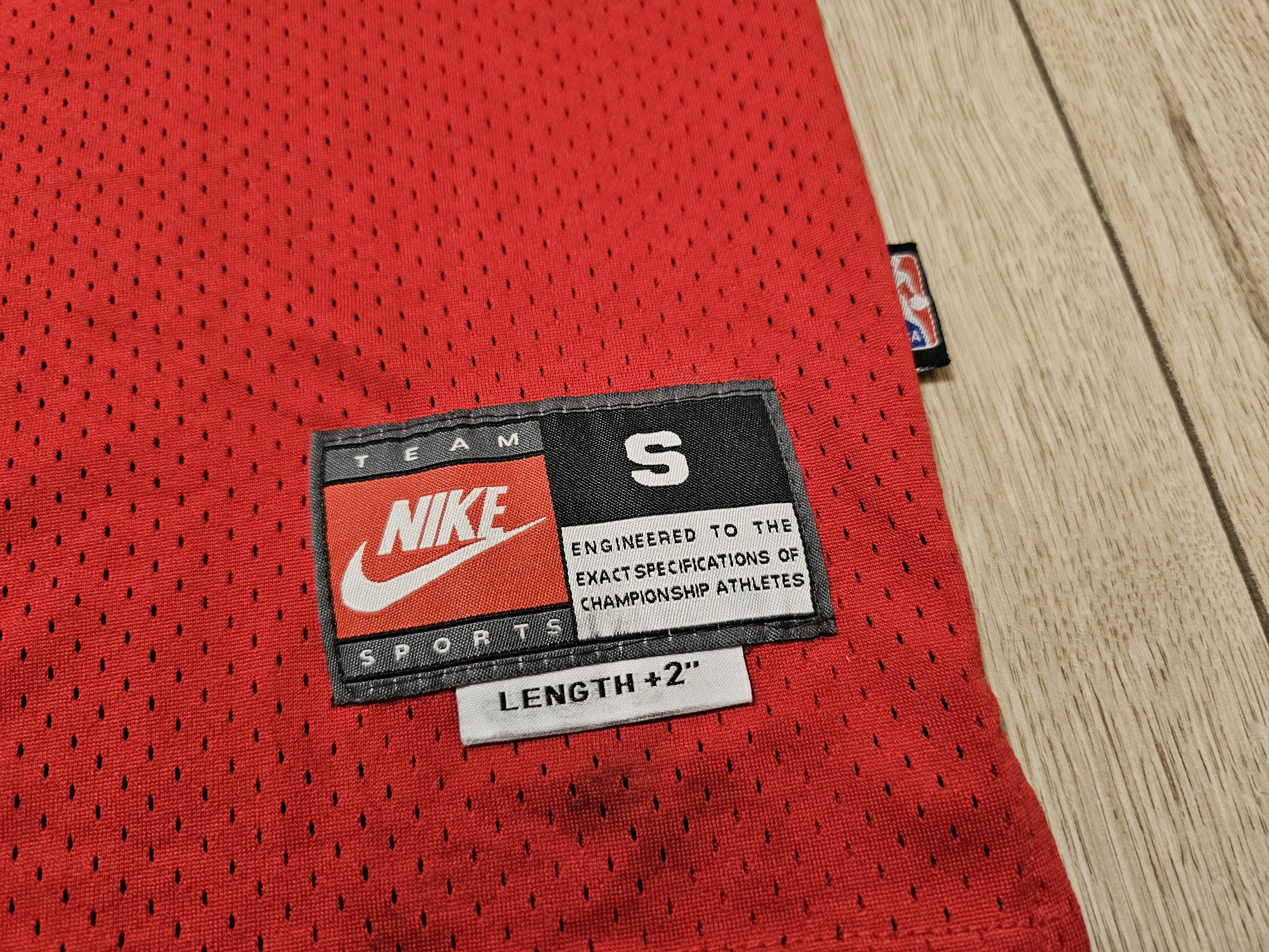 NBA × Vintage CHICAGO BULLS NIKE VINTAGE JORDAN JERSEY BASKETBALL SHIRT Size US S / EU 44-46 / 1 - 5 Thumbnail
