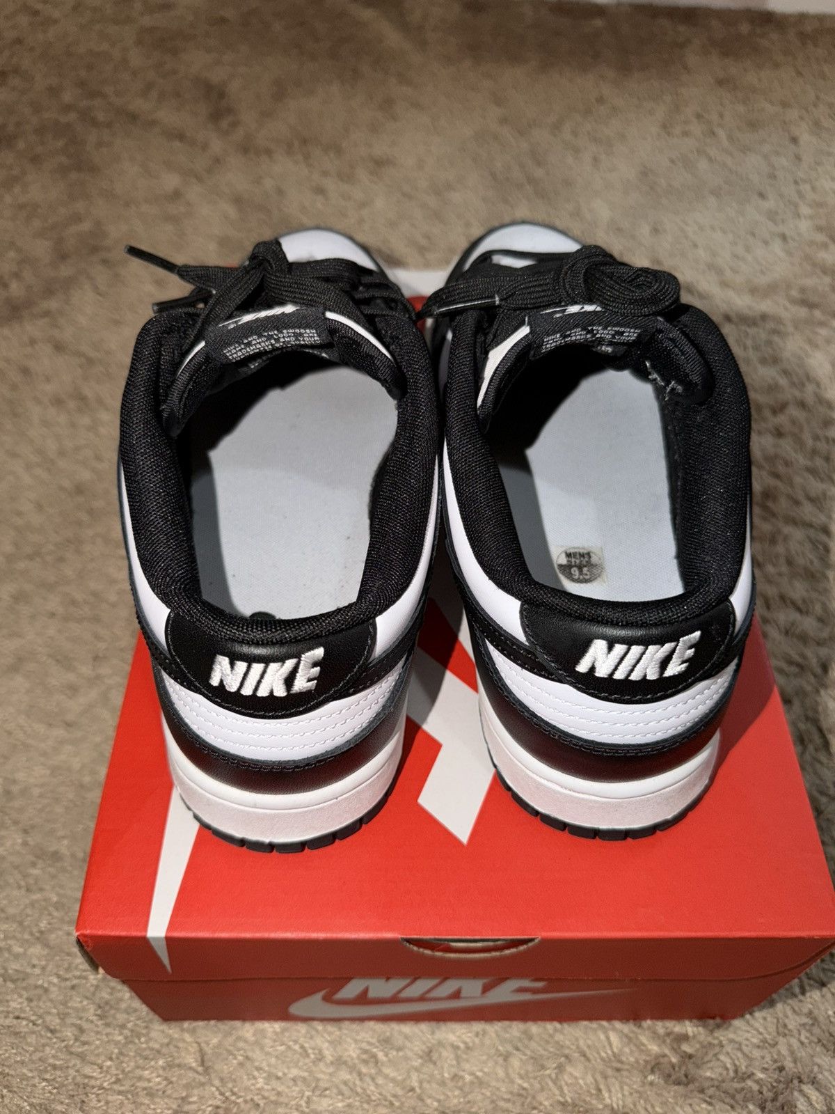 Jordan Brand Nike Dunk Low ‘Panda’ Size US 9.5 / EU 42-43 - 2 Thumbnail