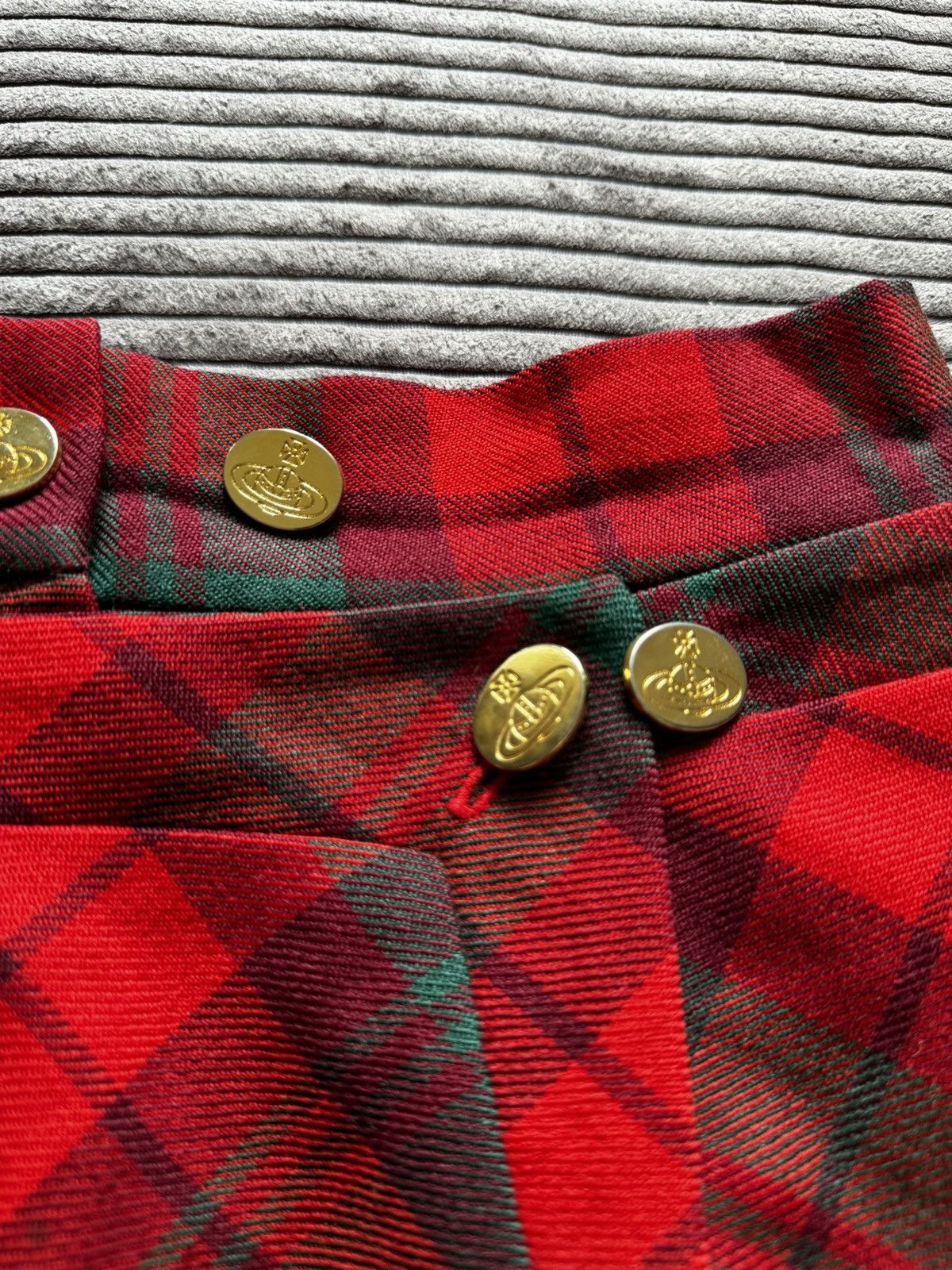 Vivienne Westwood 90s Runaway Vivienne Westwood Red Macpoiret Tartan Skirt Rar Size 28" / US 6 / IT 42 - 10 Thumbnail