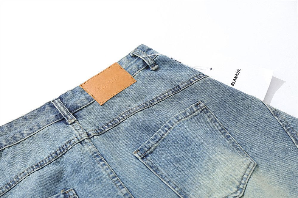 Vintage Men's Washed & Distressed Curved-Hem Denim Shorts Size US 32 / EU 48 - 4 Thumbnail