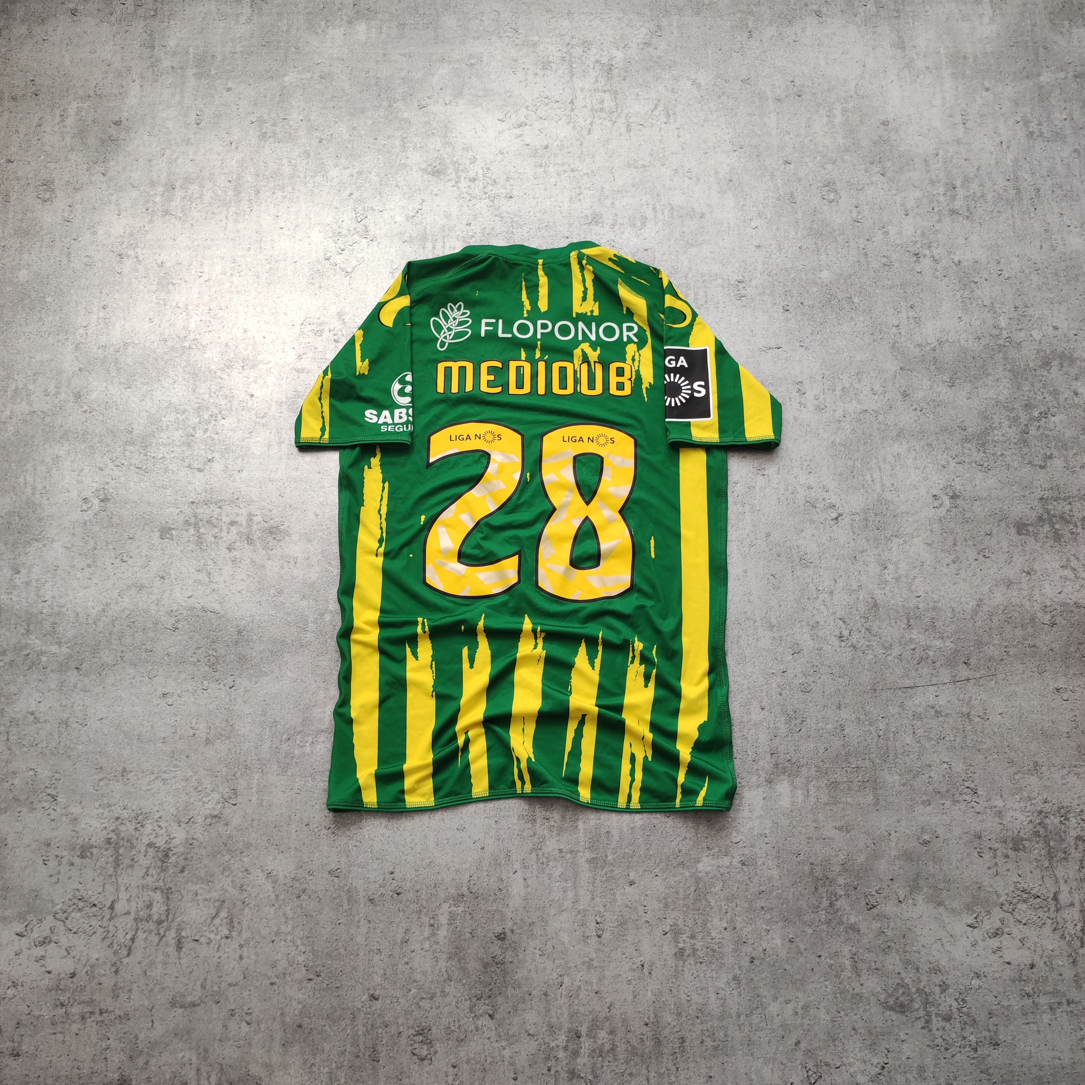 Other RARE Football Match Jersey #28Medioub CD Tondela Jersey Size US M / EU 48-50 / 2 - 1 Thumbnail