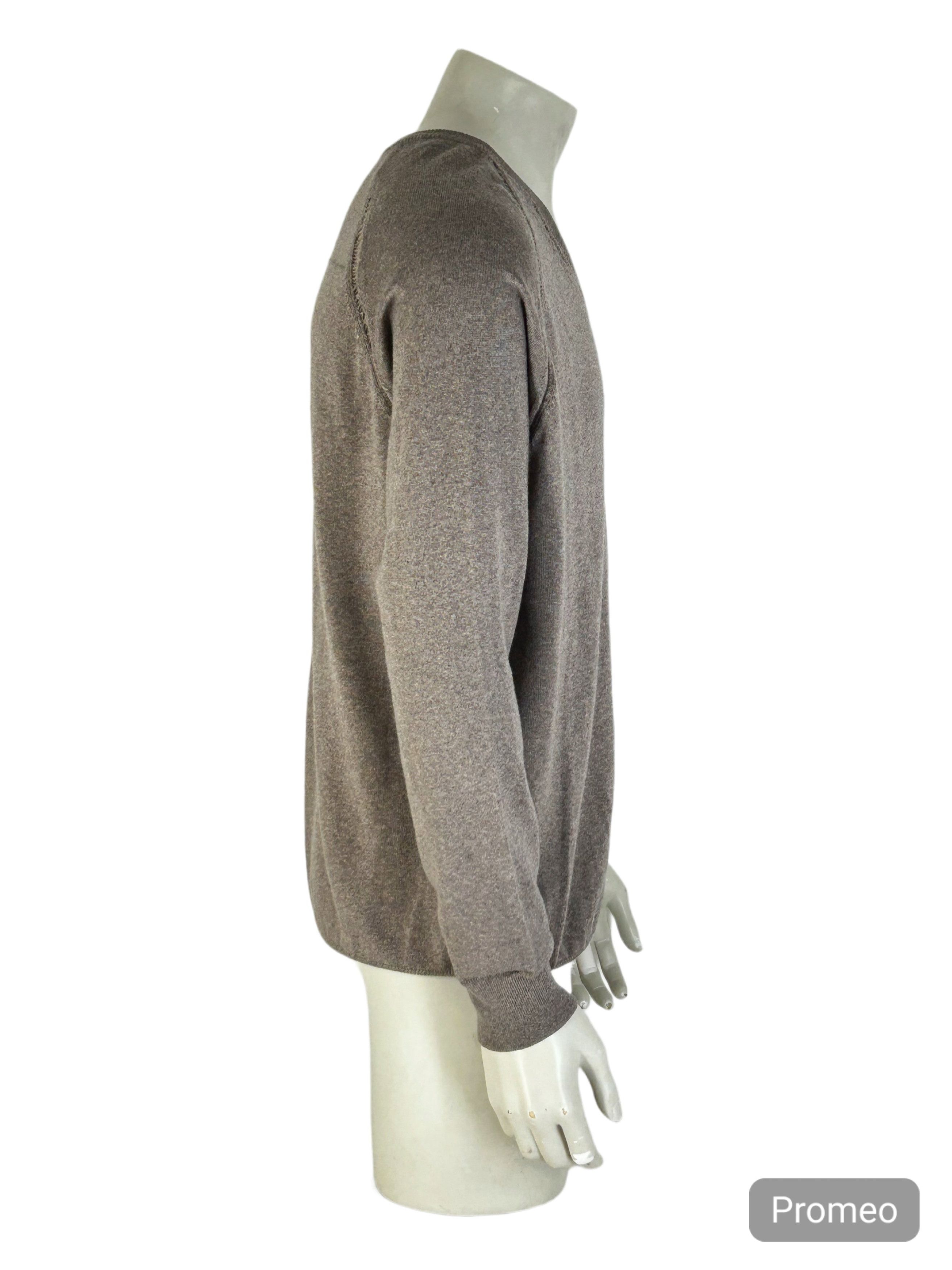 Dior DIOR HOMME DISTRESSED RAGLAN SLEEVE V-NECKKNITWEAR SIZE XXXL Size US XXL / EU 58 / 5 - 2 Thumbnail