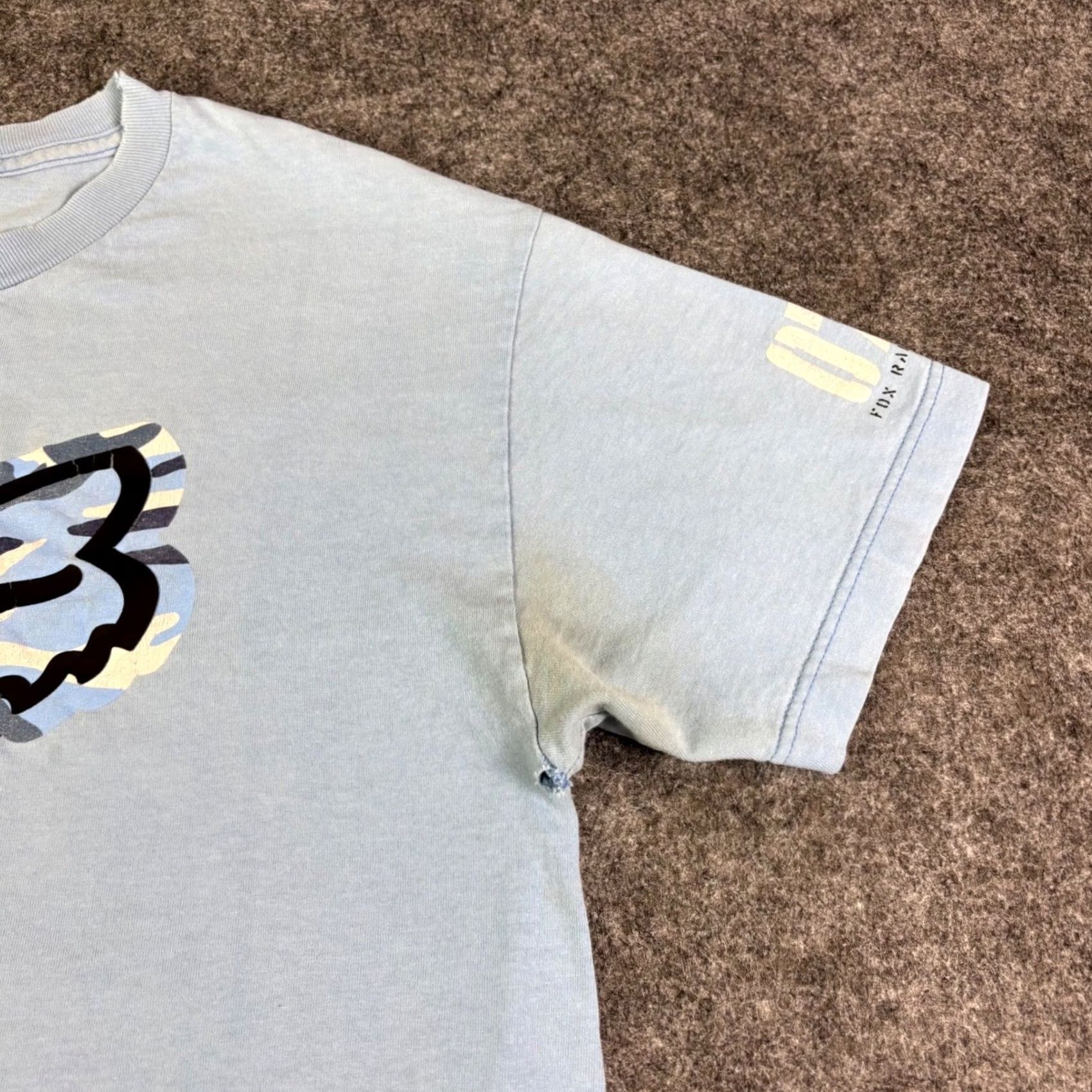 Fox Racing Fox Racing Mens T-Shirt Light Blue Camo Fox Head Logo Graphic Tee Distressed L Size US L / EU 52-54 / 3 - 7 Thumbnail