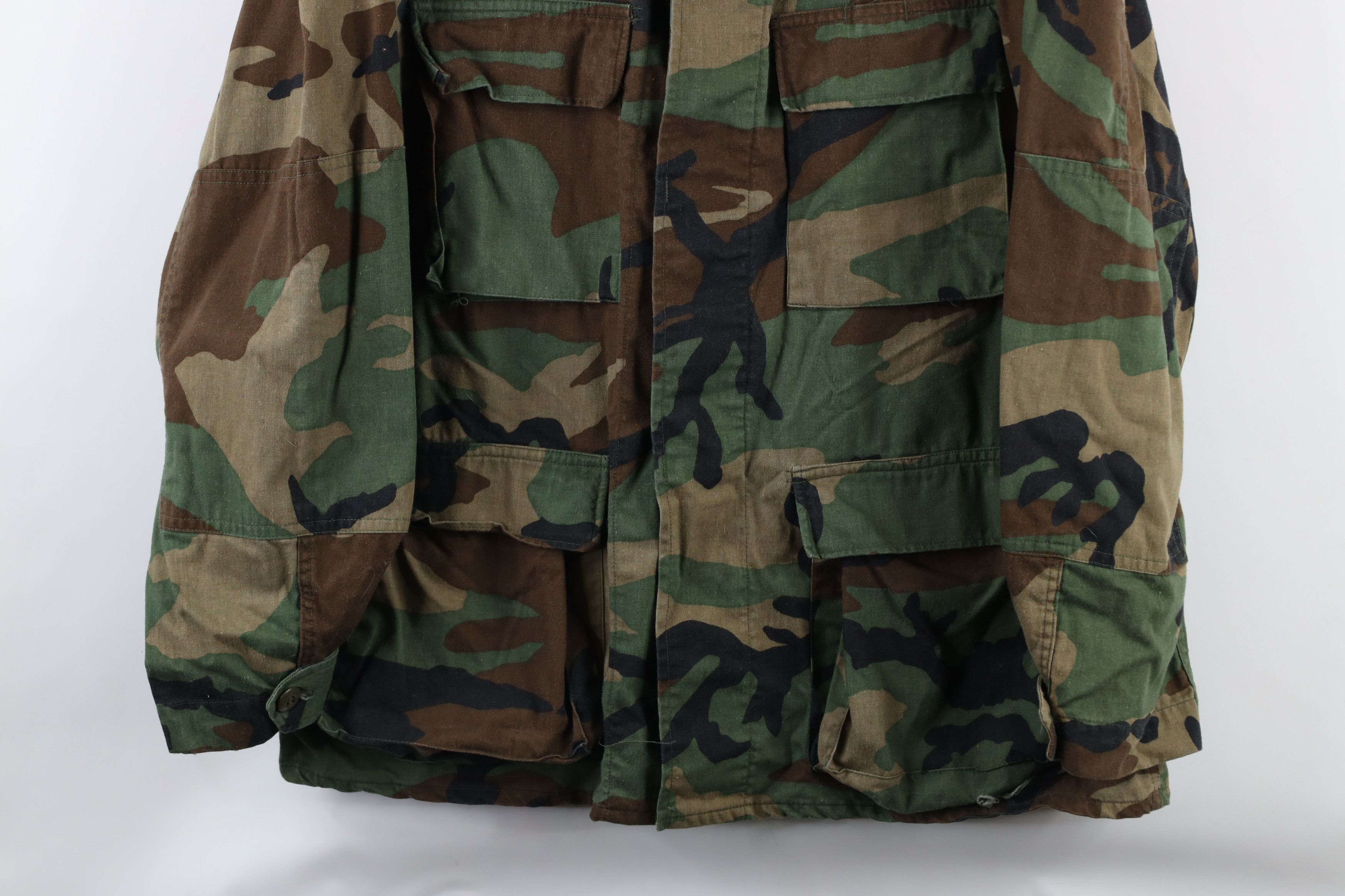 Vintage Vintage 90s Woodland Camouflage Combat Coat Jacket USA Size US M / EU 48-50 / 2 - 3 Thumbnail