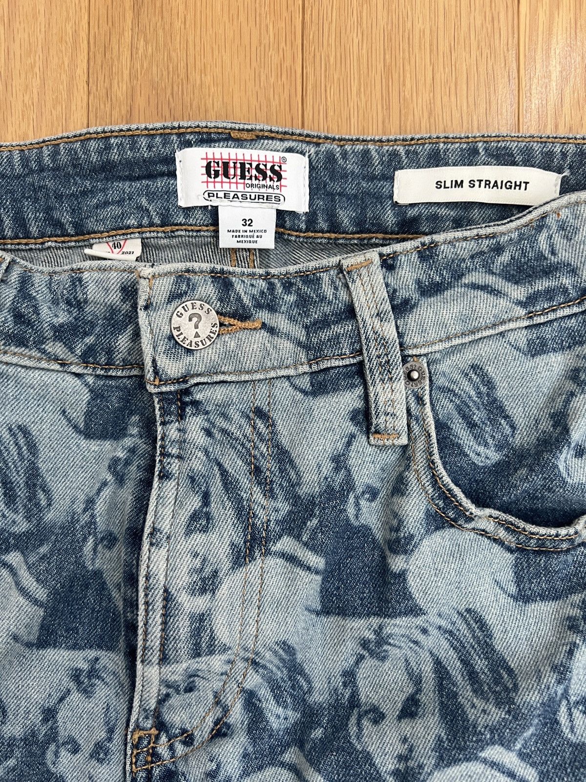 Guess Guess Drew Barrymore jeans Size US 40 / EU 56 - 2 Thumbnail