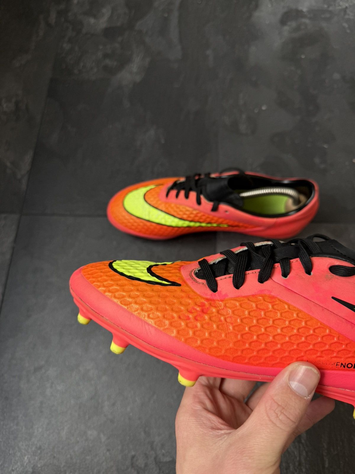 Vintage Nike vintage soccer football boots hypervenom phelon FG Size US 7 / EU 40 - 8 Thumbnail