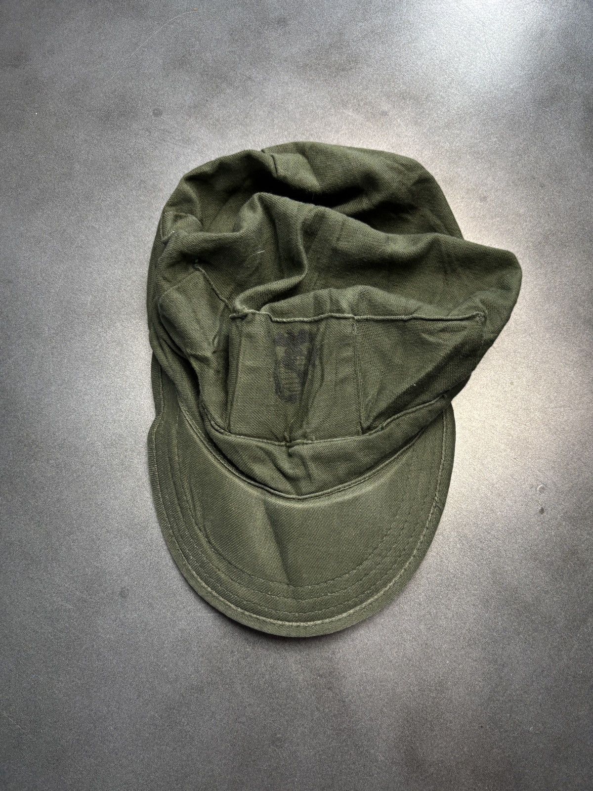 Vintage Vintage US Marine Corps Utility Hat Vietnam Drab Field EGA Size ONE SIZE - 2 Thumbnail