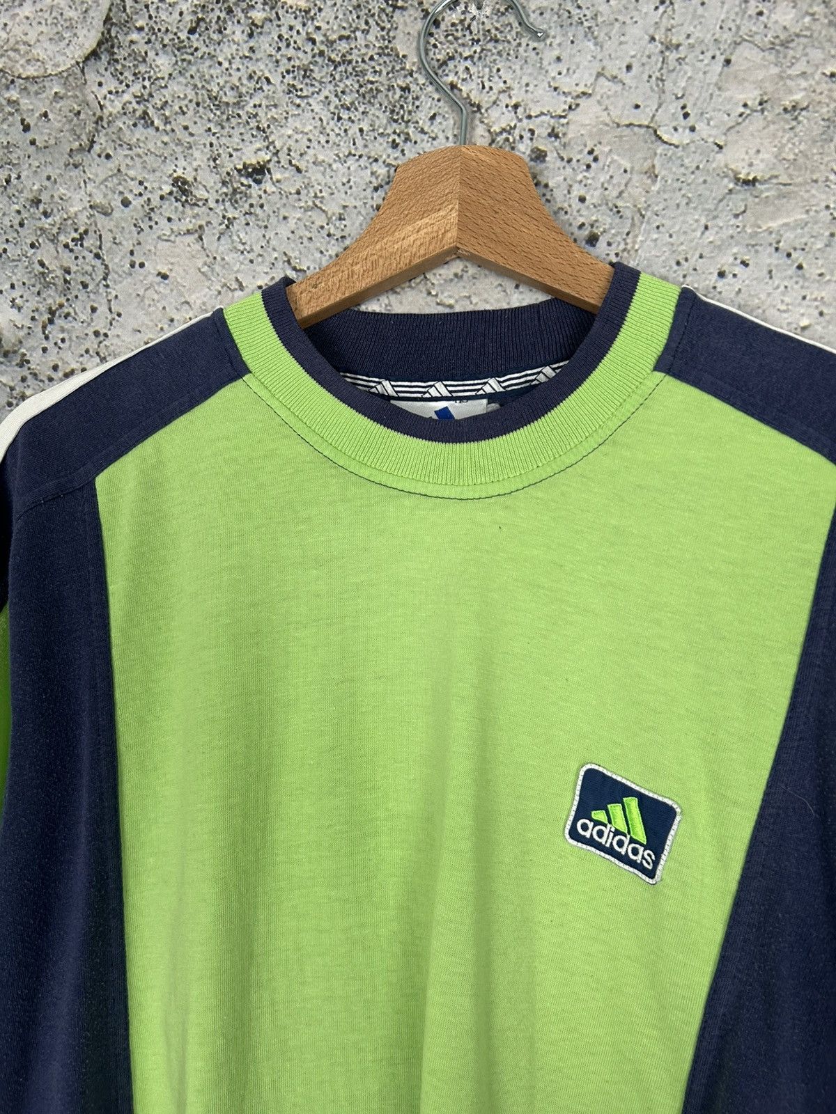 Adidas Vintage Adidas 90s Sportswear Tee Hype Streetwear Retro Size US M / EU 48-50 / 2 - 3 Thumbnail