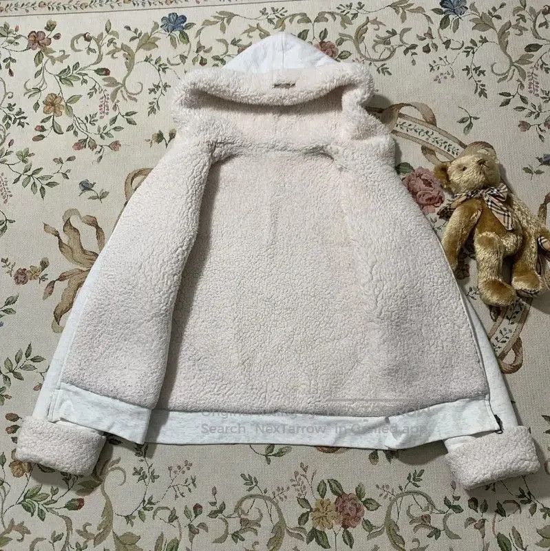 Burberry Burberry Women's Cream Cotton Long Sleeve Cardigan. Size M / US 6-8 / IT 42-44 - 4 Thumbnail