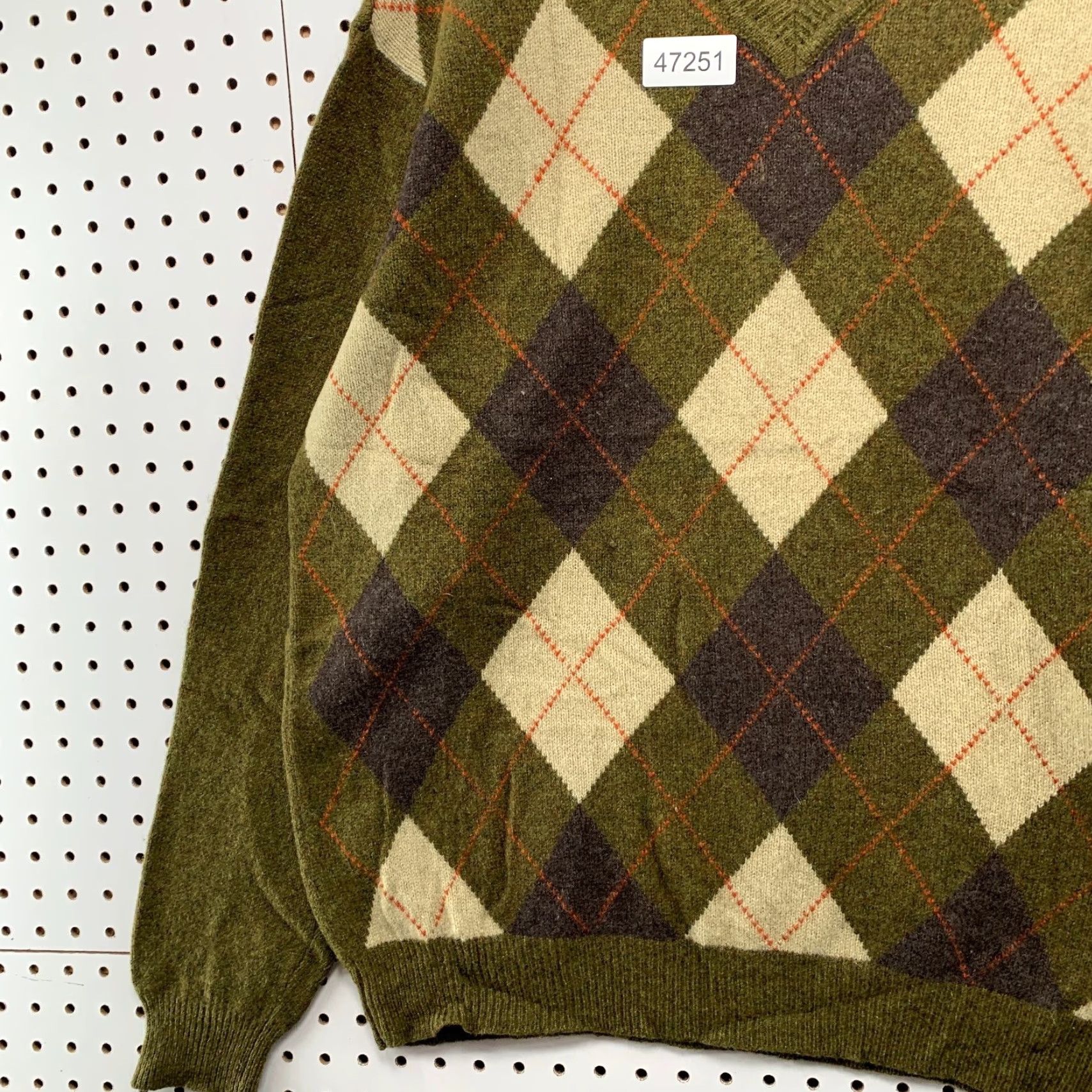 Club Room Club Room Mens Wool Sweater 2XL Green Argyle V-Neck Pullover Knit Wool Warm Winter Casual Mens Size US XXL / EU 58 / 5 - 5 Thumbnail