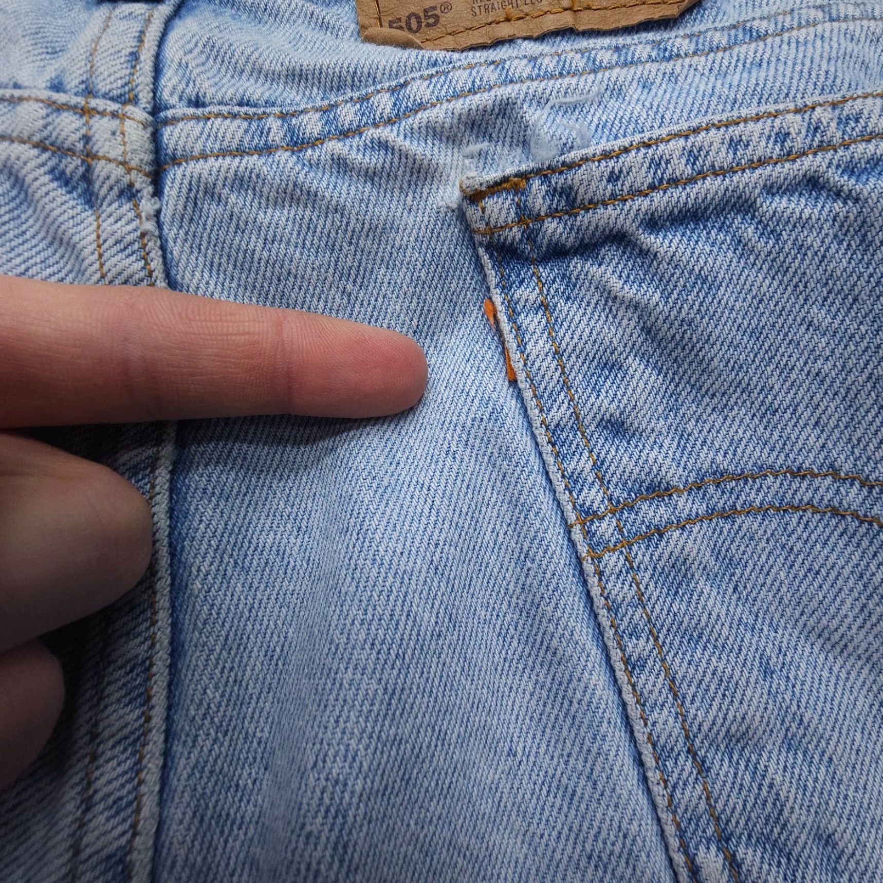 Levi's VINTAGE Levi's 505 Jeans Mens 38 x 34 Straight Regular Blue Denim 5-Pocket Logo 27" Inseam Cut-Off (35 x 27") Size US 38 / EU 54 - 4 Thumbnail