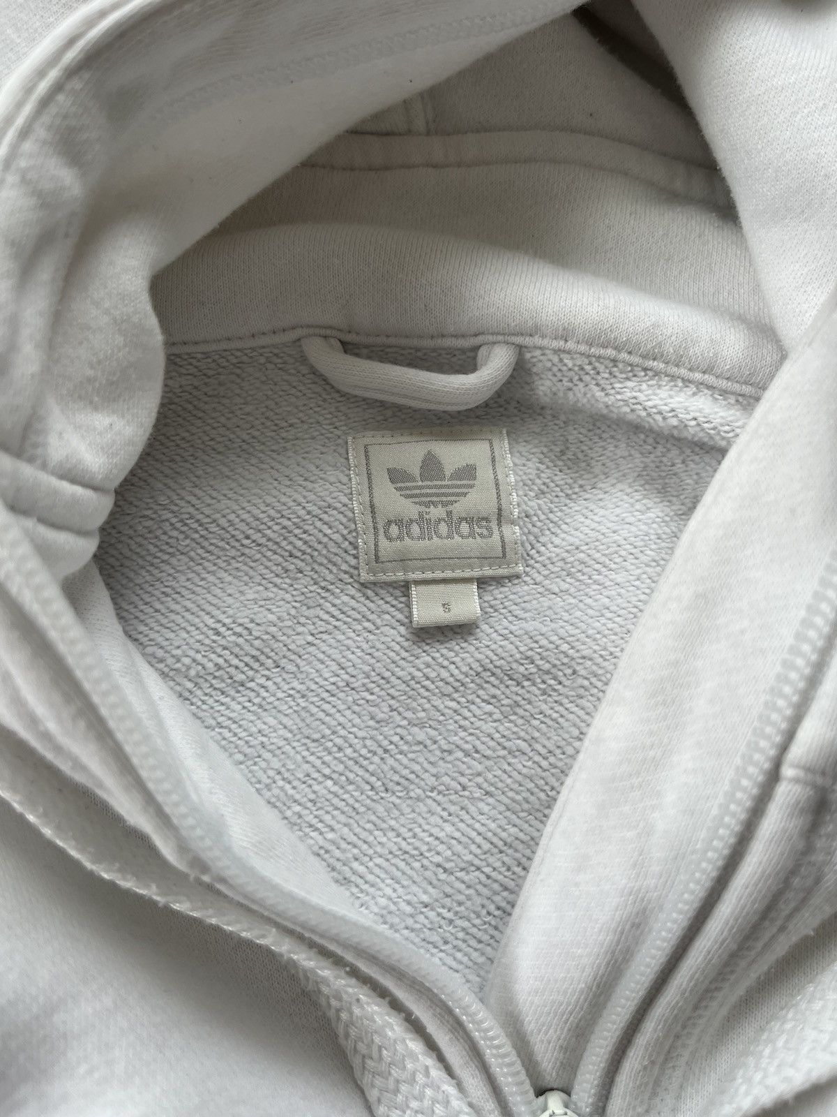 Adidas Vintage 00s Adidas Zip Up Hoodie White Skull Graffiti Print Size US S / EU 44-46 / 1 - 12 Thumbnail